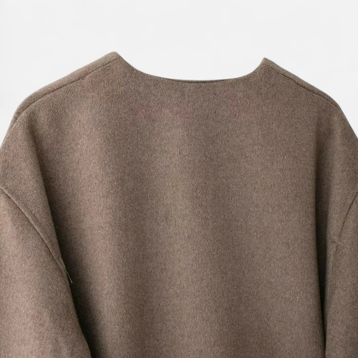 Pull cache-cœur élégant pour femme