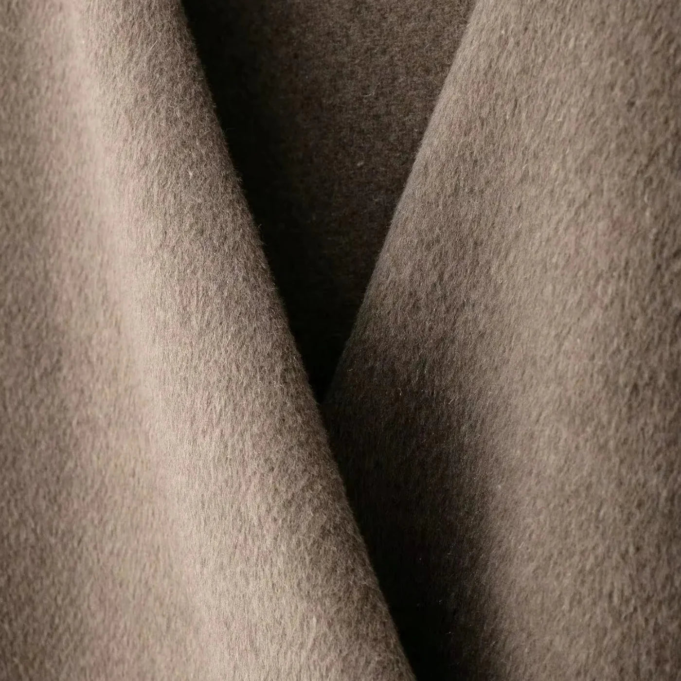 Pull cache-cœur élégant pour femme