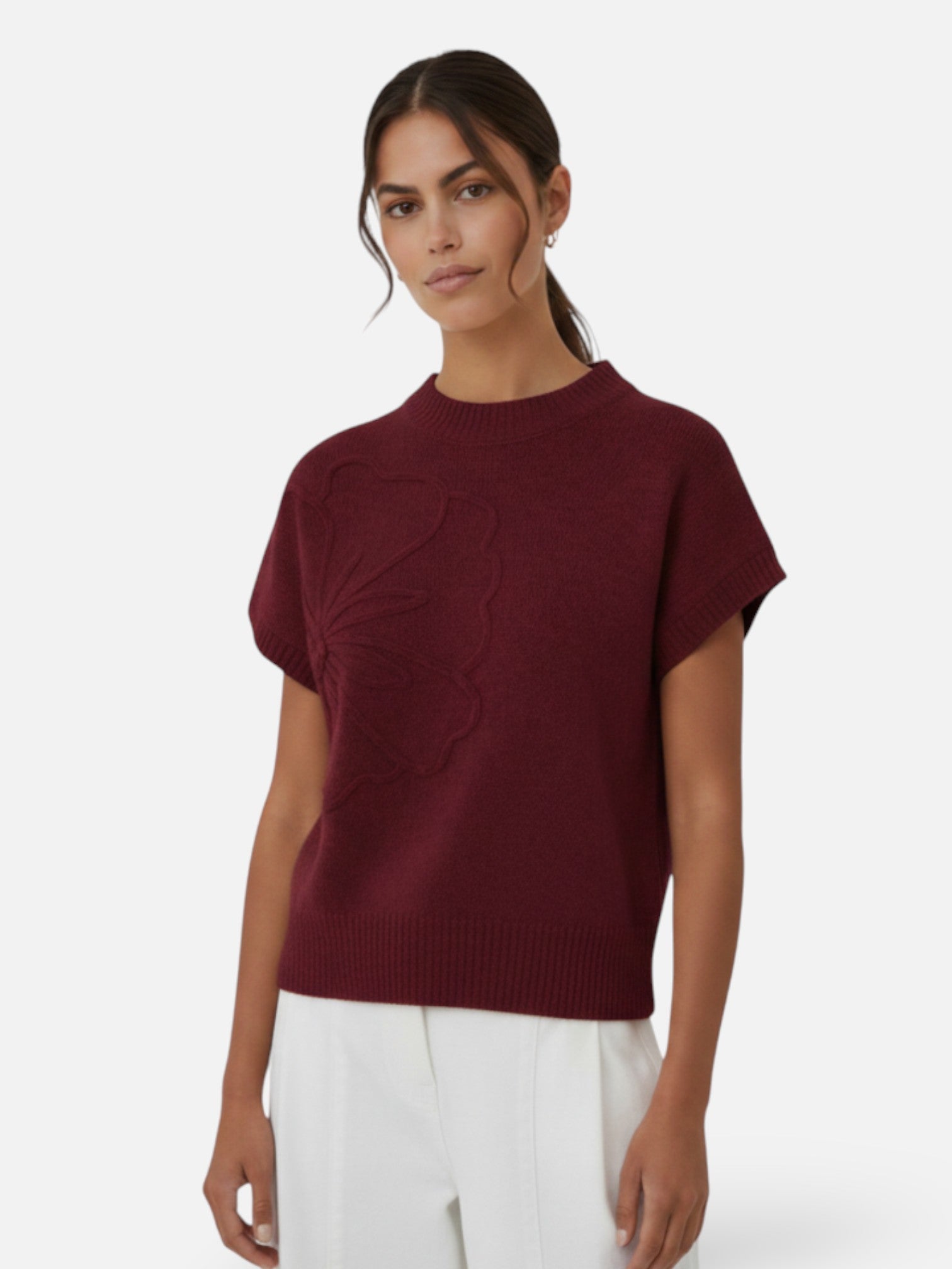 Floral embroidered short-sleeve sweater for women