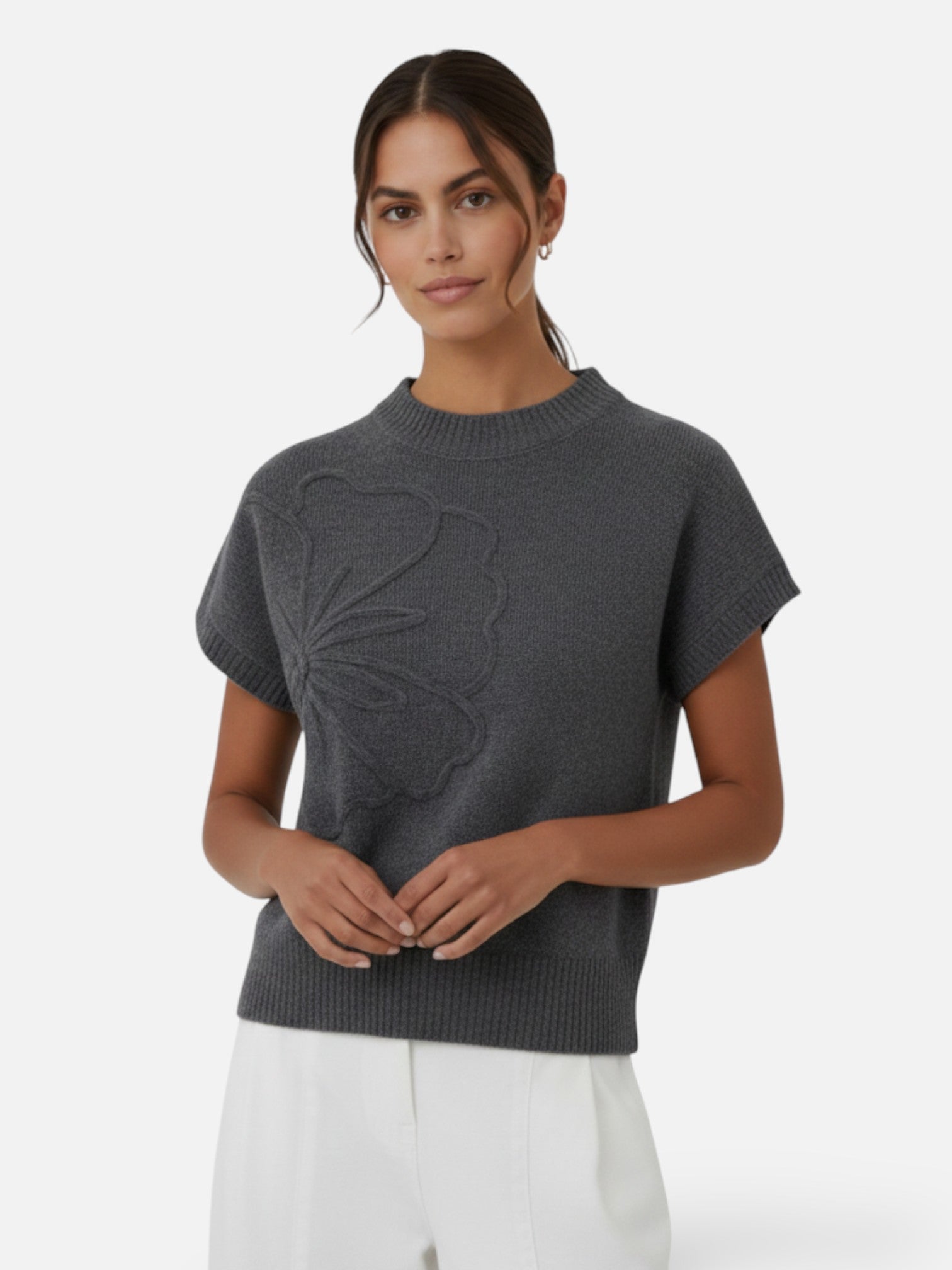 Floral embroidered short-sleeve sweater for women