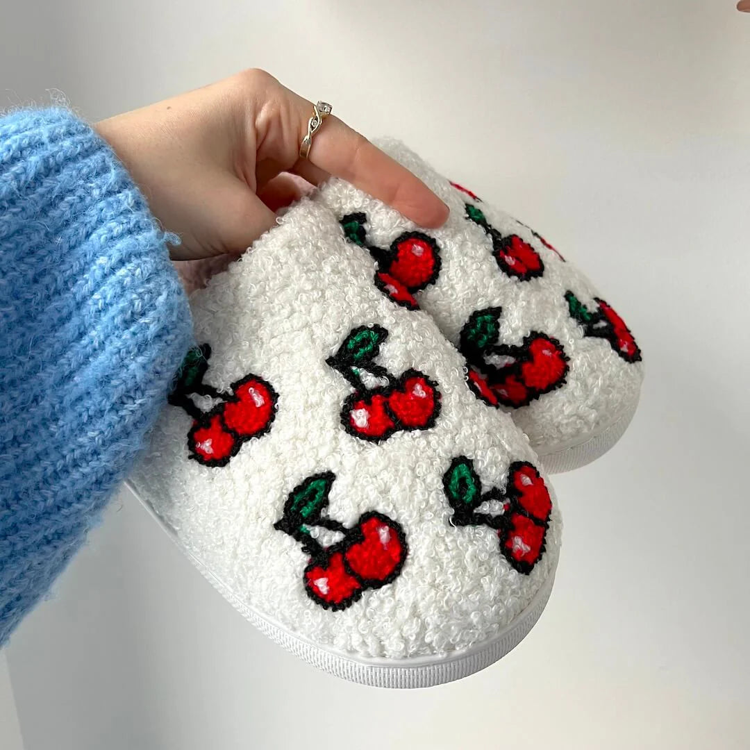 Chaussons d’hiver femme en peluche confortables antidérapants à motifs fruités