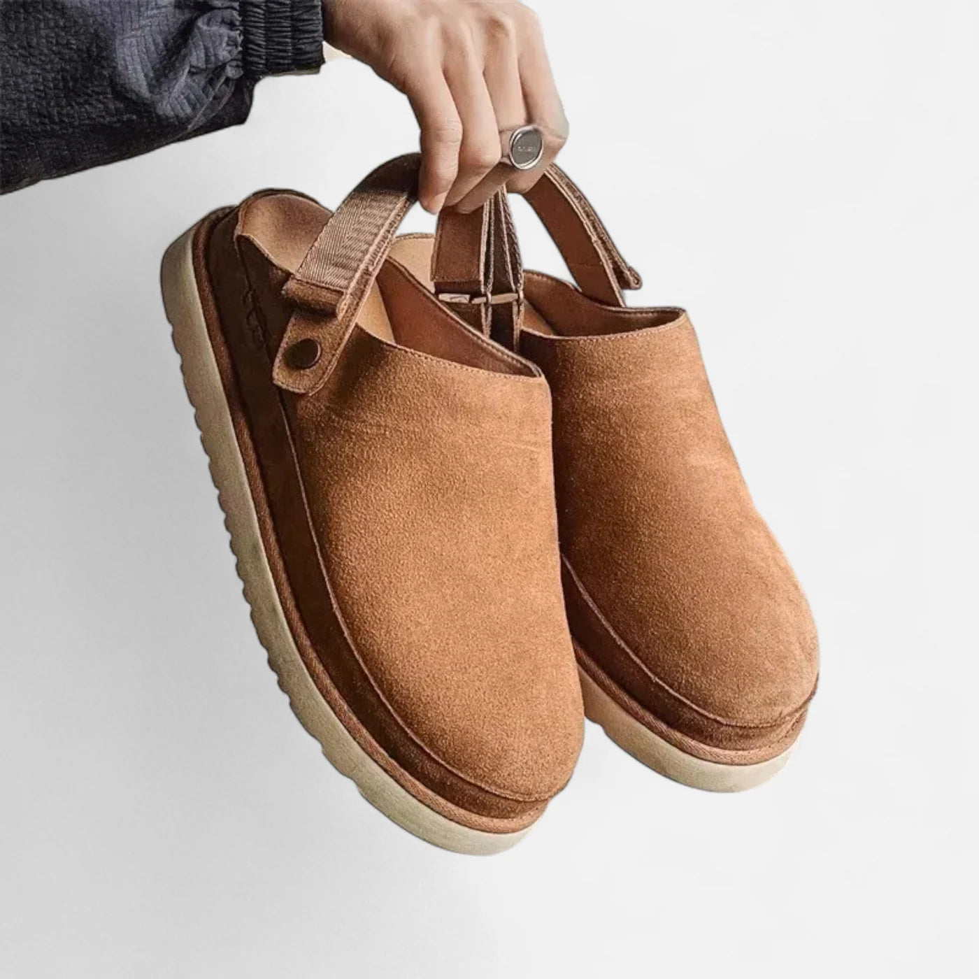 Chaussons pour femme en cuir à bout fermé