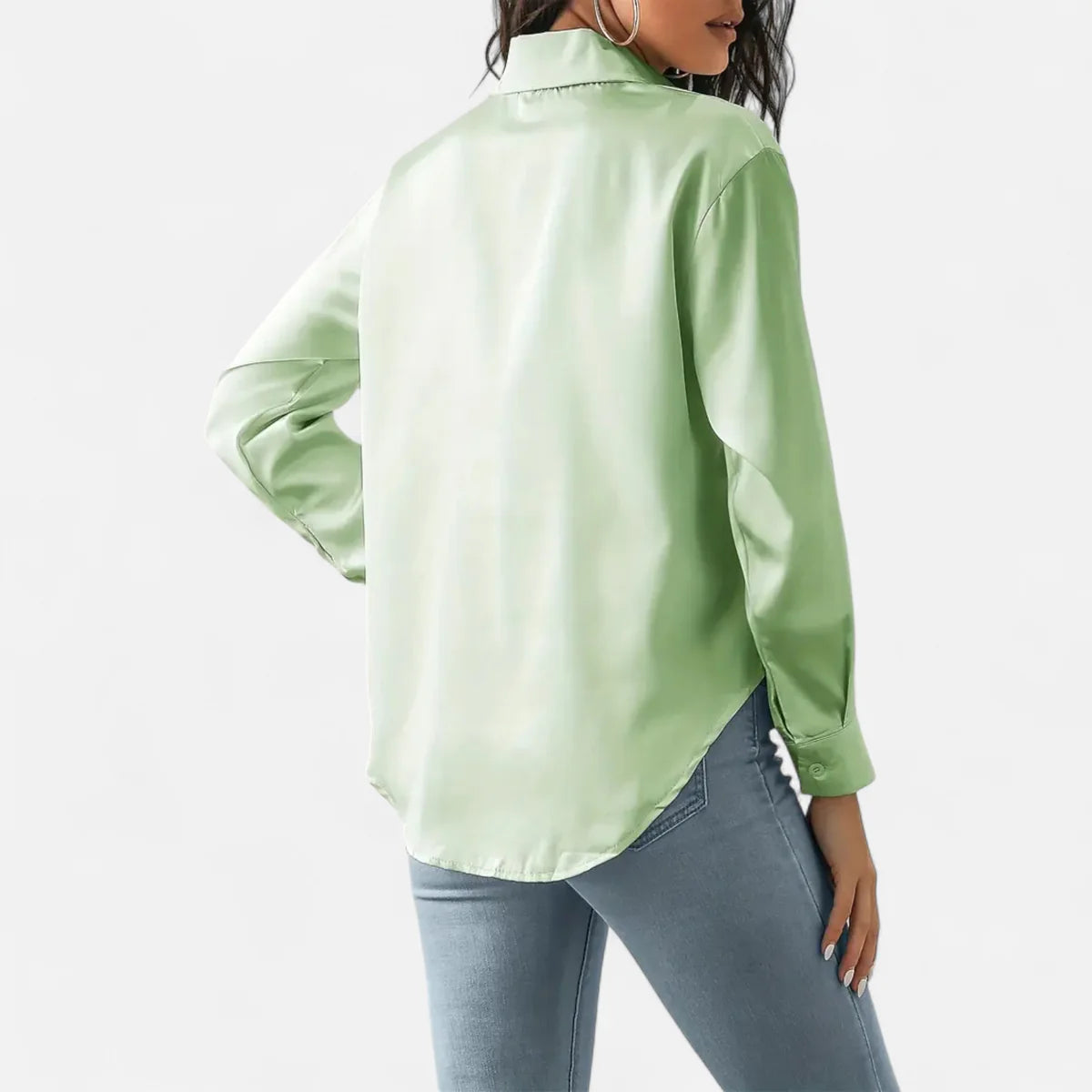Blouse satinée pour femme – Style élégant