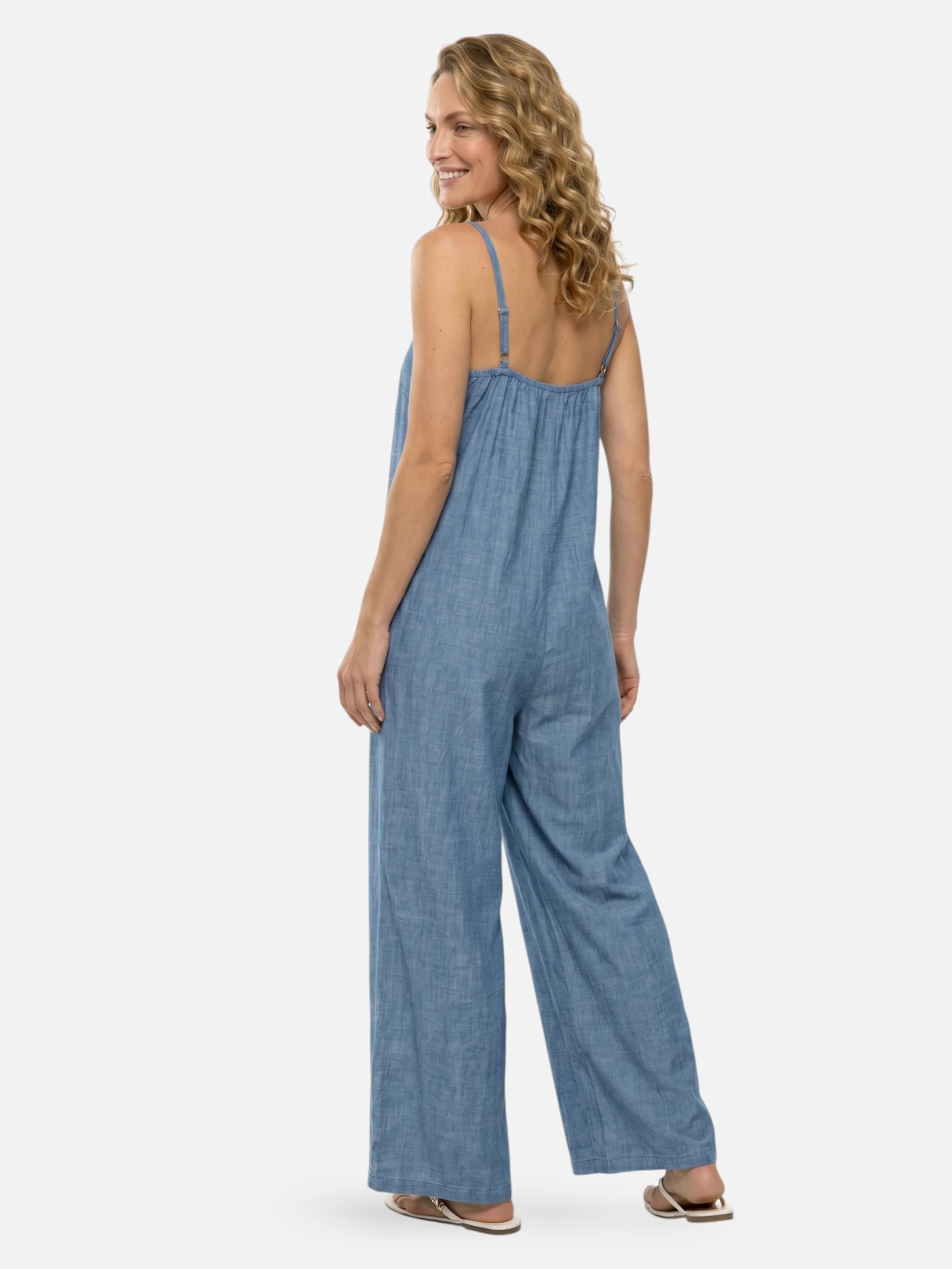 Flowy and lightweight women's jumpsuit with thin straps
