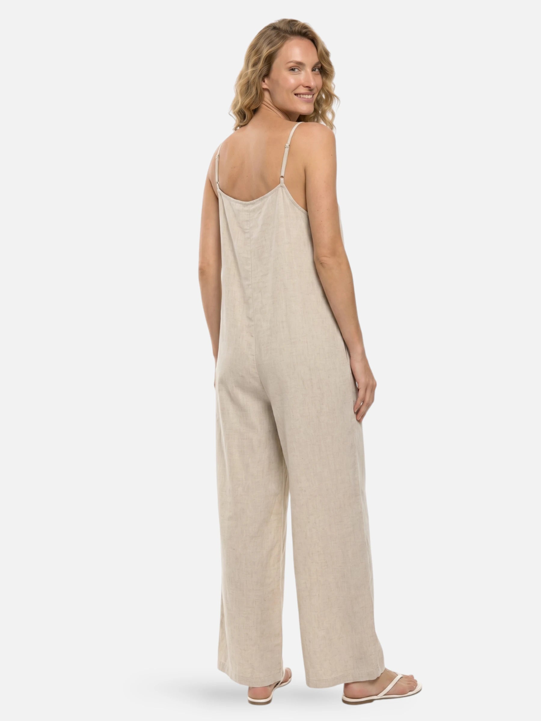 Flowy and lightweight women's jumpsuit with thin straps