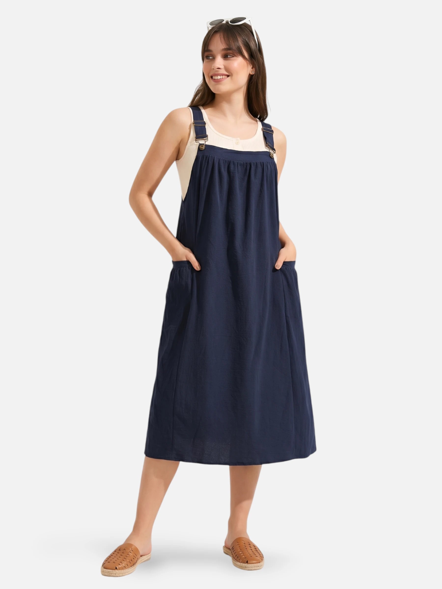 Robe chasuble midi – bretelles réglables et poches latérales