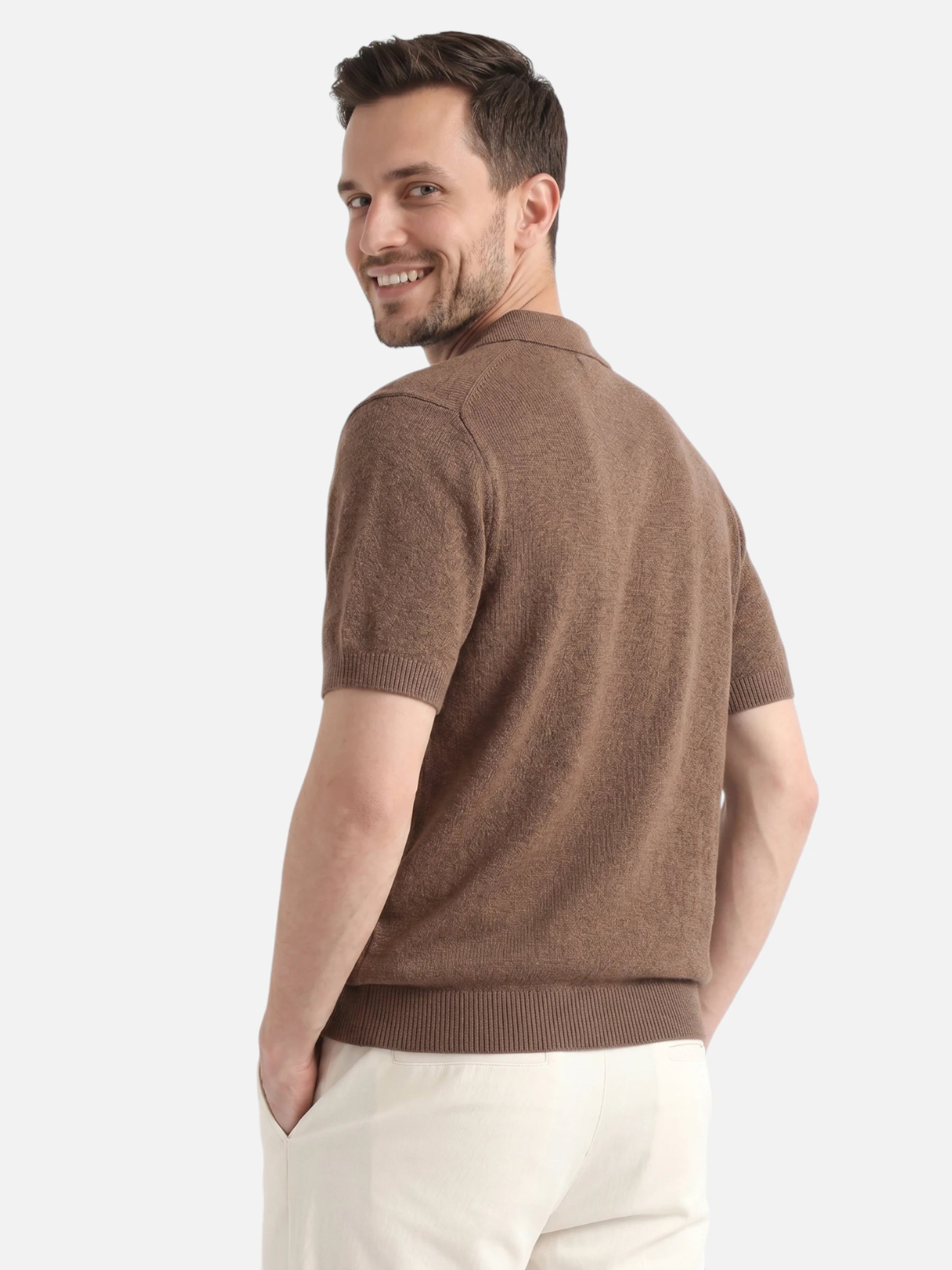 Men's fine knit polo with zip – elegant and modern style