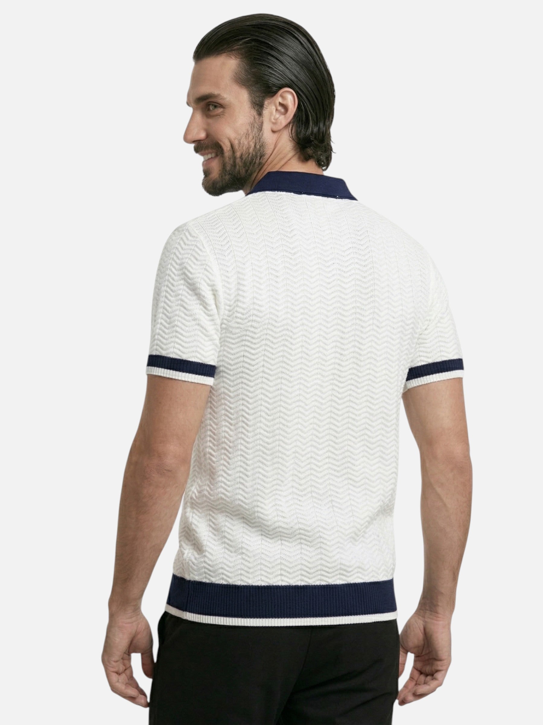 Men's polo shirt in elegant textured knit with short sleeves