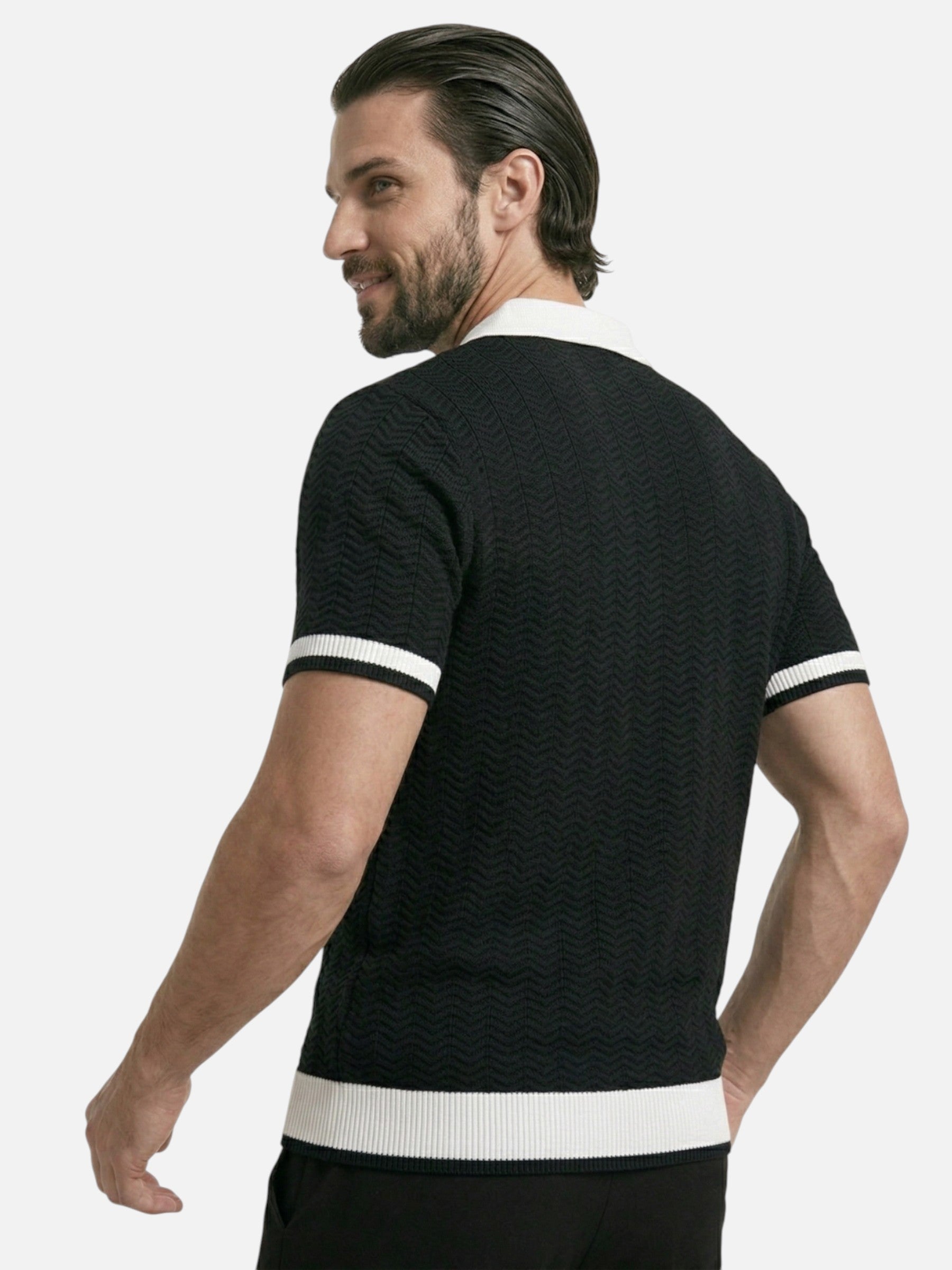 Men's polo shirt in elegant textured knit with short sleeves