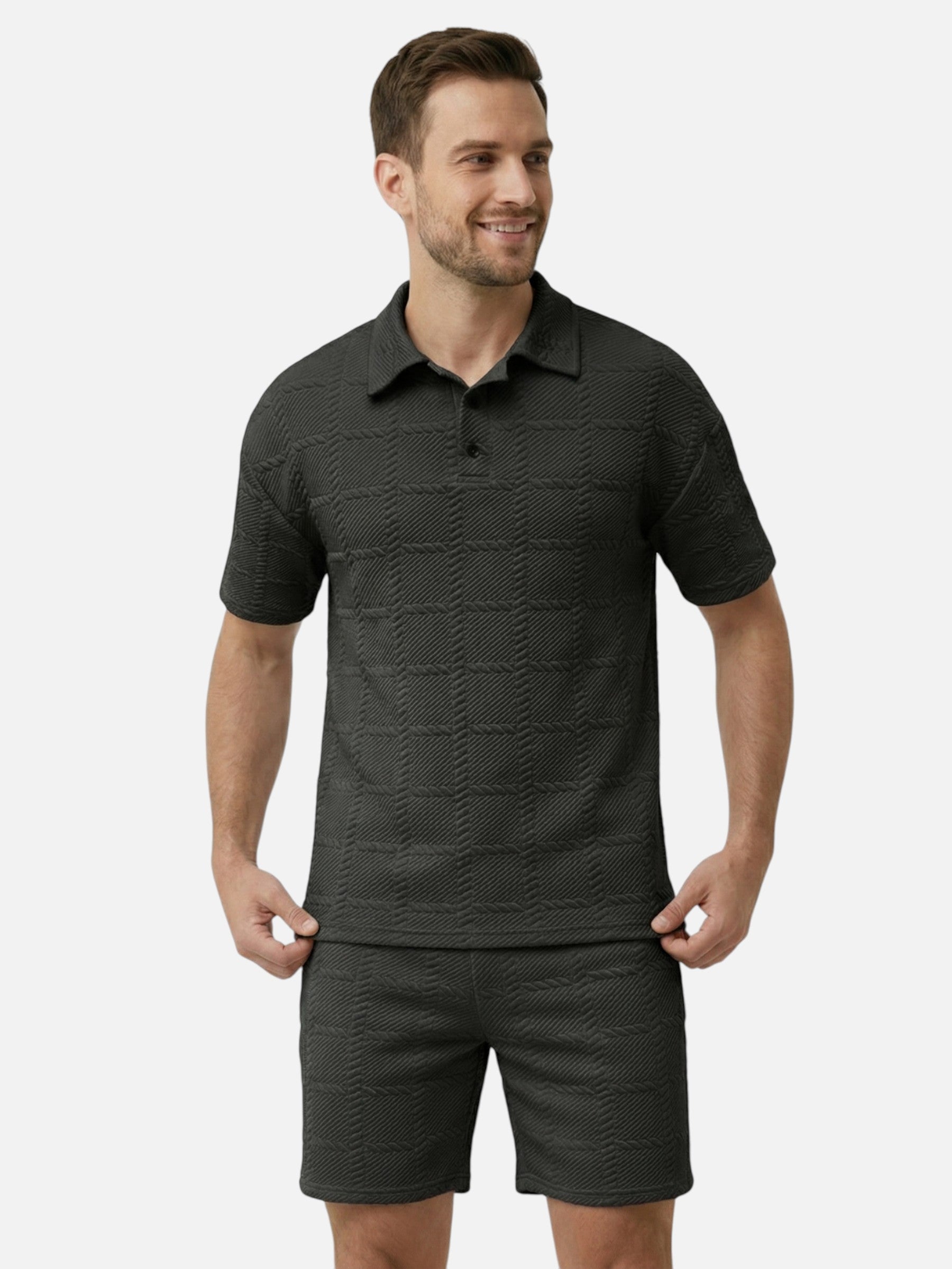 Men's textured polo and short set with short sleeves