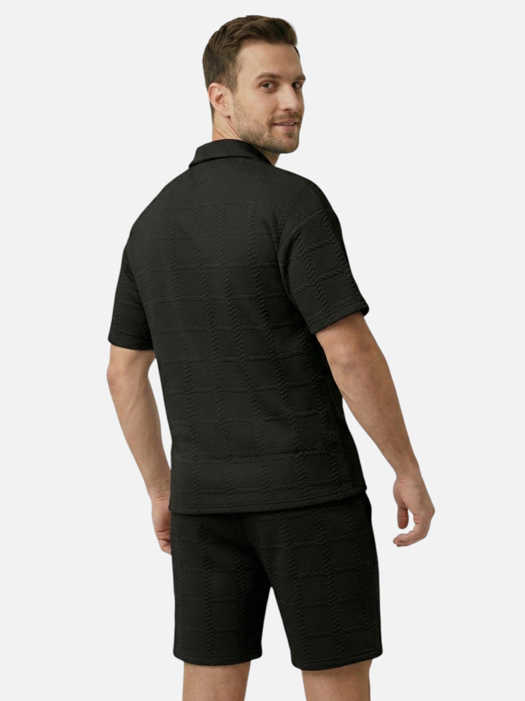 Men's textured polo and short set with short sleeves
