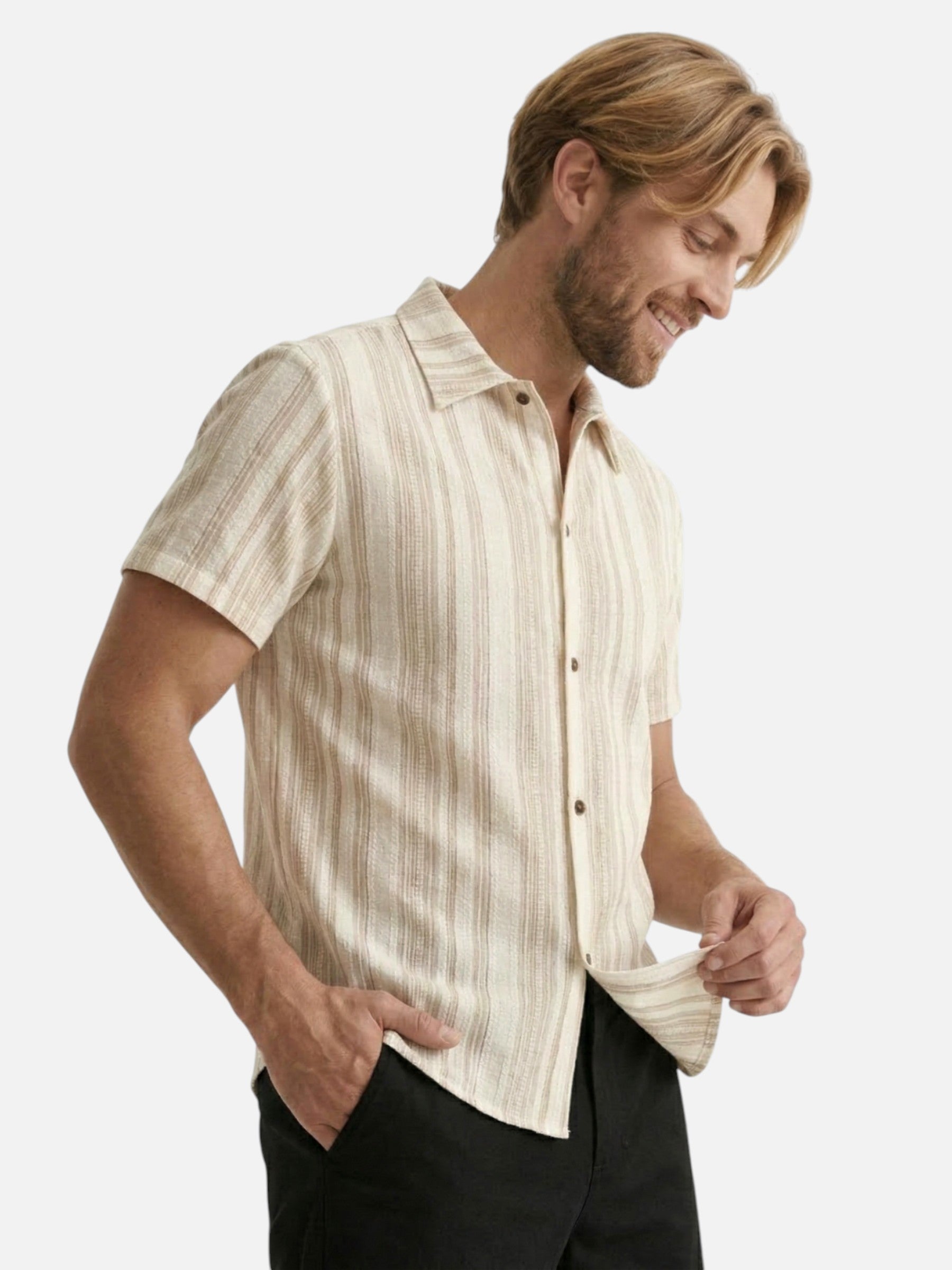 Light striped breathable fabric short-sleeve shirt for men