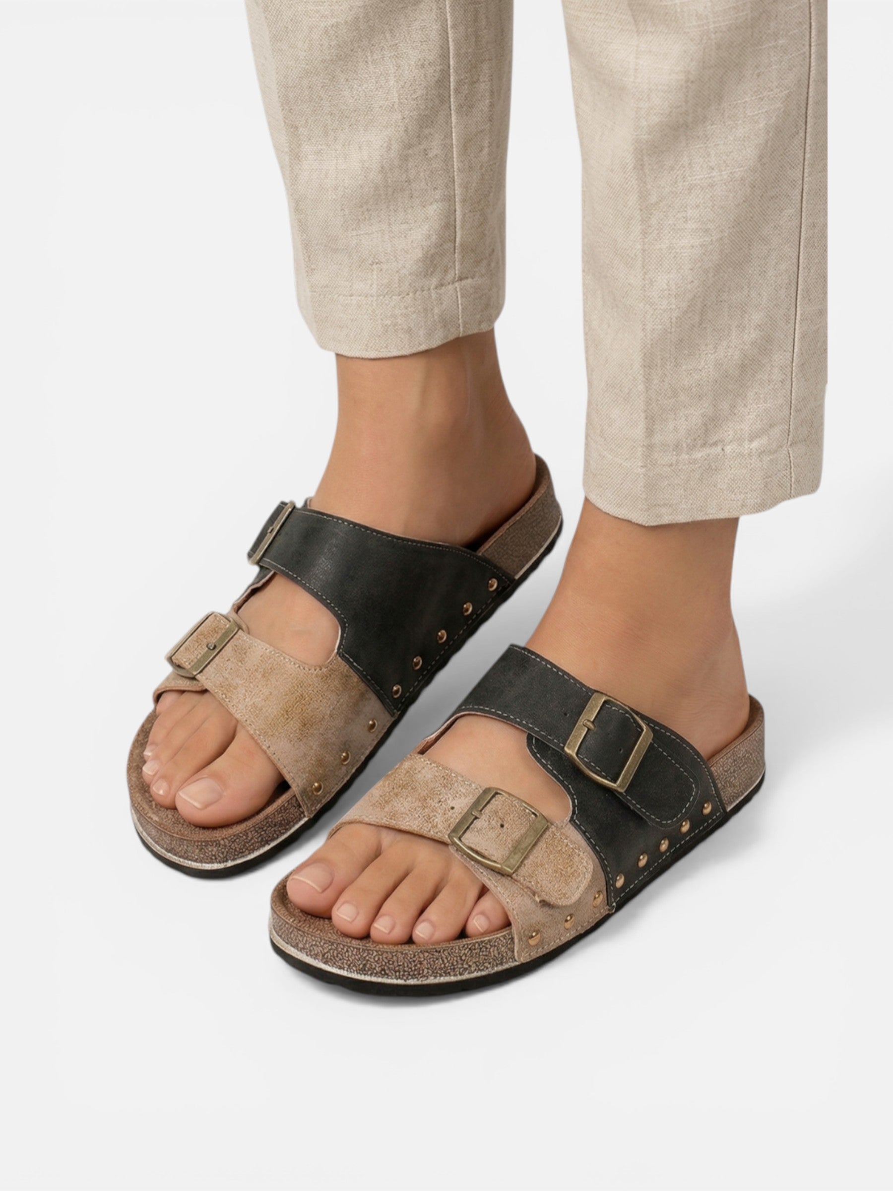 Women's double buckle sandals with vintage leather effect, comfortable for summer