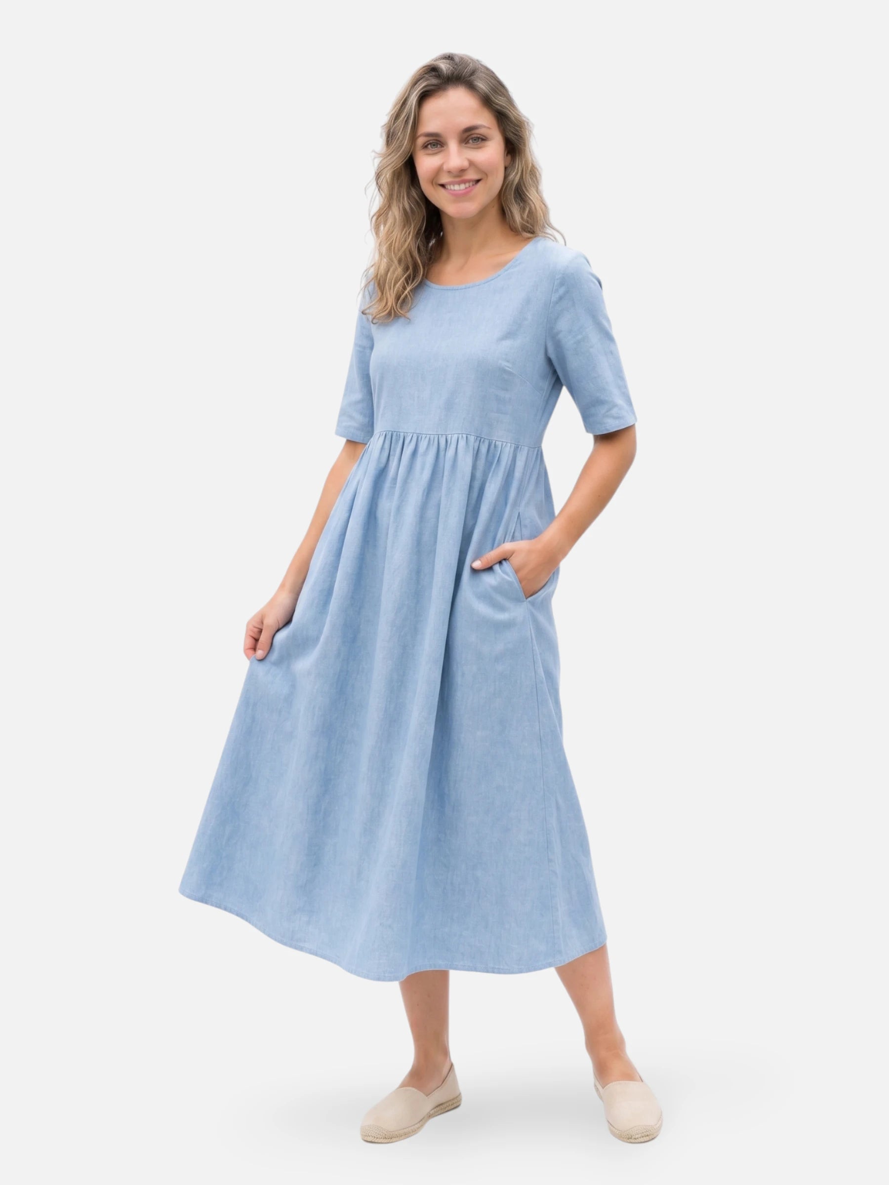 Loose midi dress in mixed linen with short sleeves and pockets