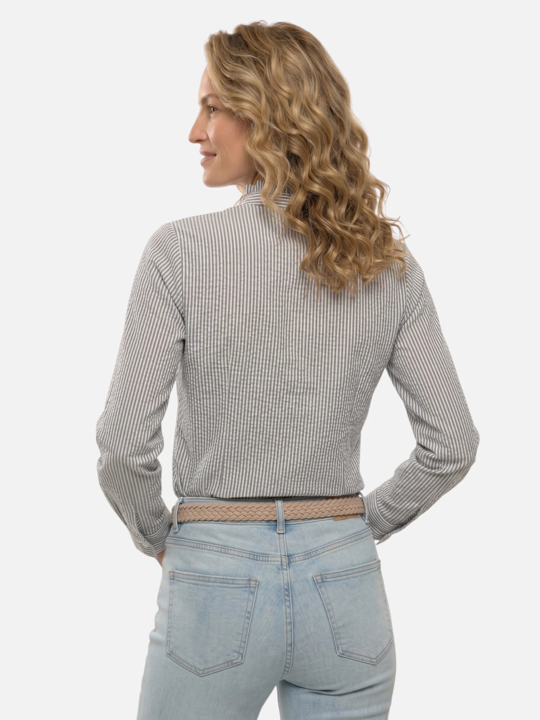 Chemise femme texturée à rayures avec détails volantés
