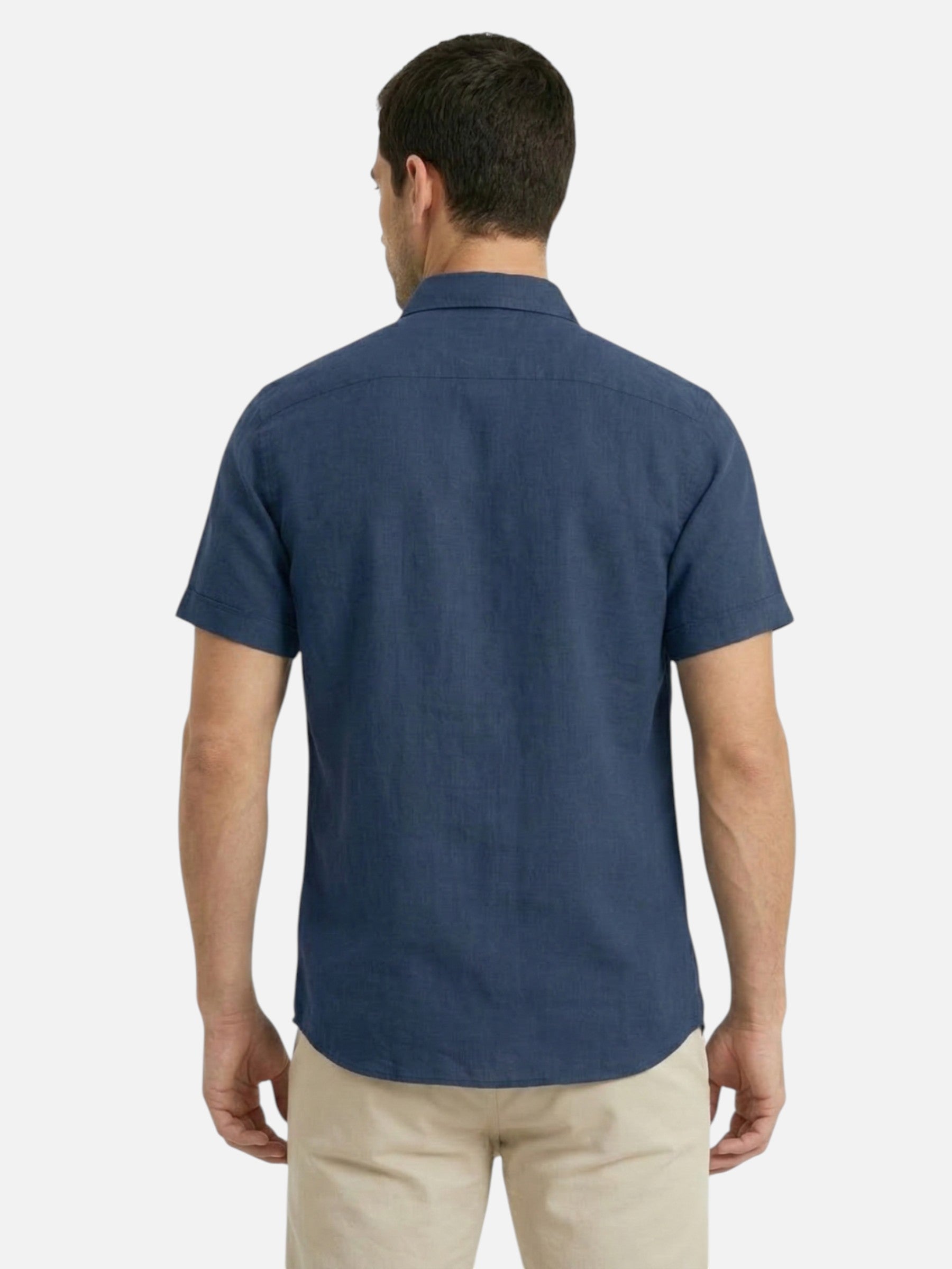 Lightweight and breathable men's summer shirt – elegant short sleeves