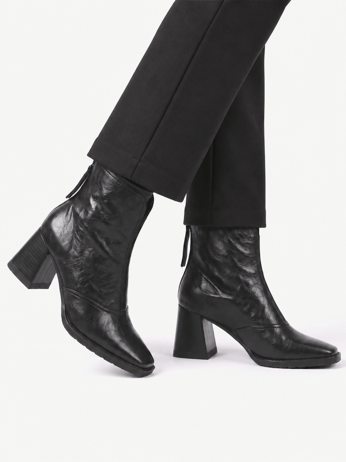 Bottines Femme en Cuir à Talon Carré Zippées