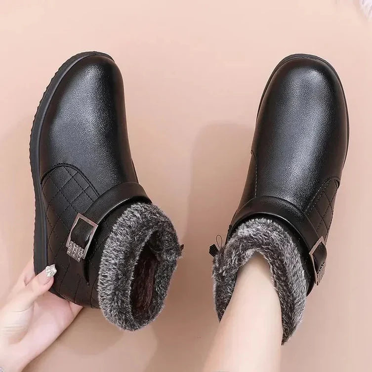 Bottes d'hiver pour femmes avec doublure en fausse fourrure