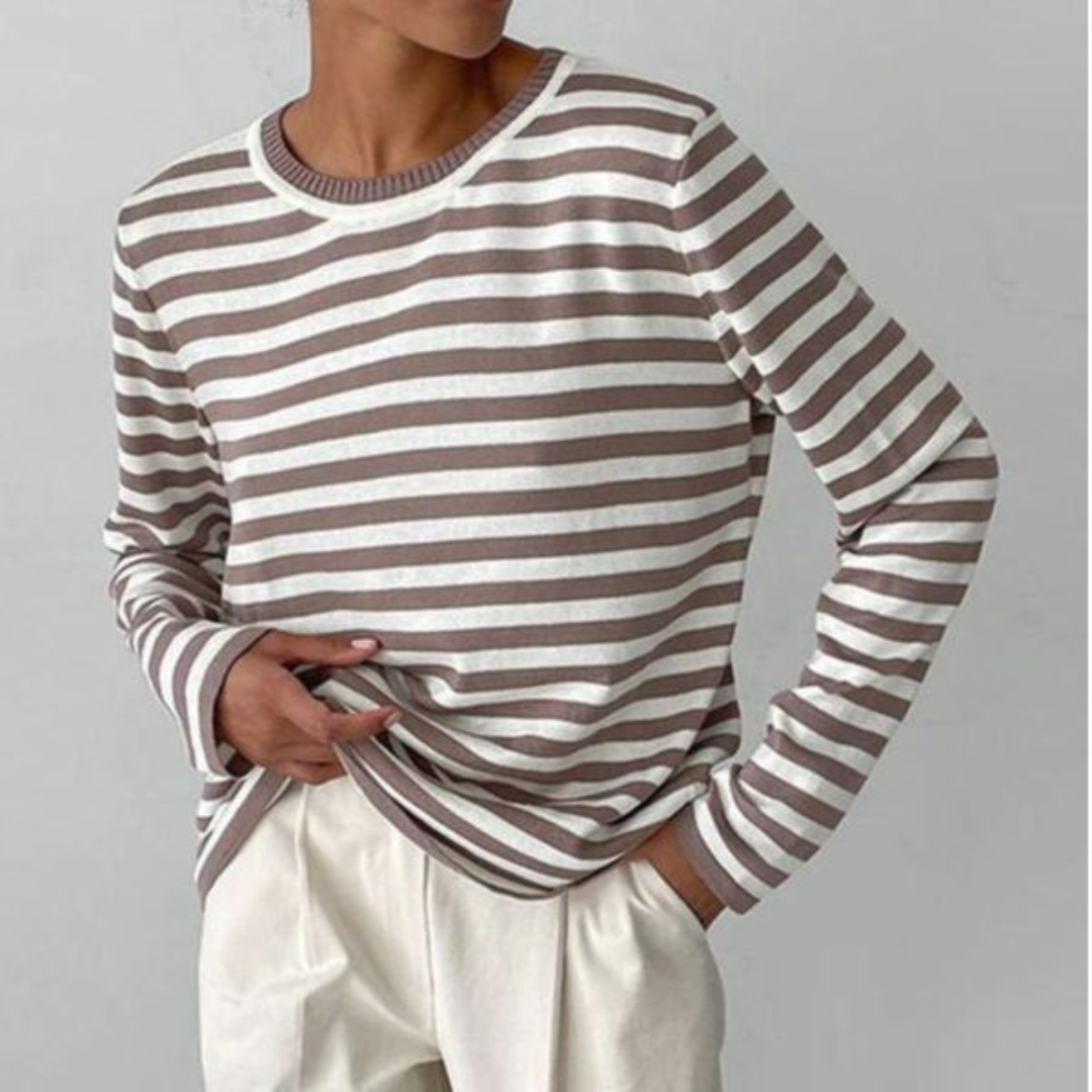 Pull femme rayé coupe décontractée en maille douce