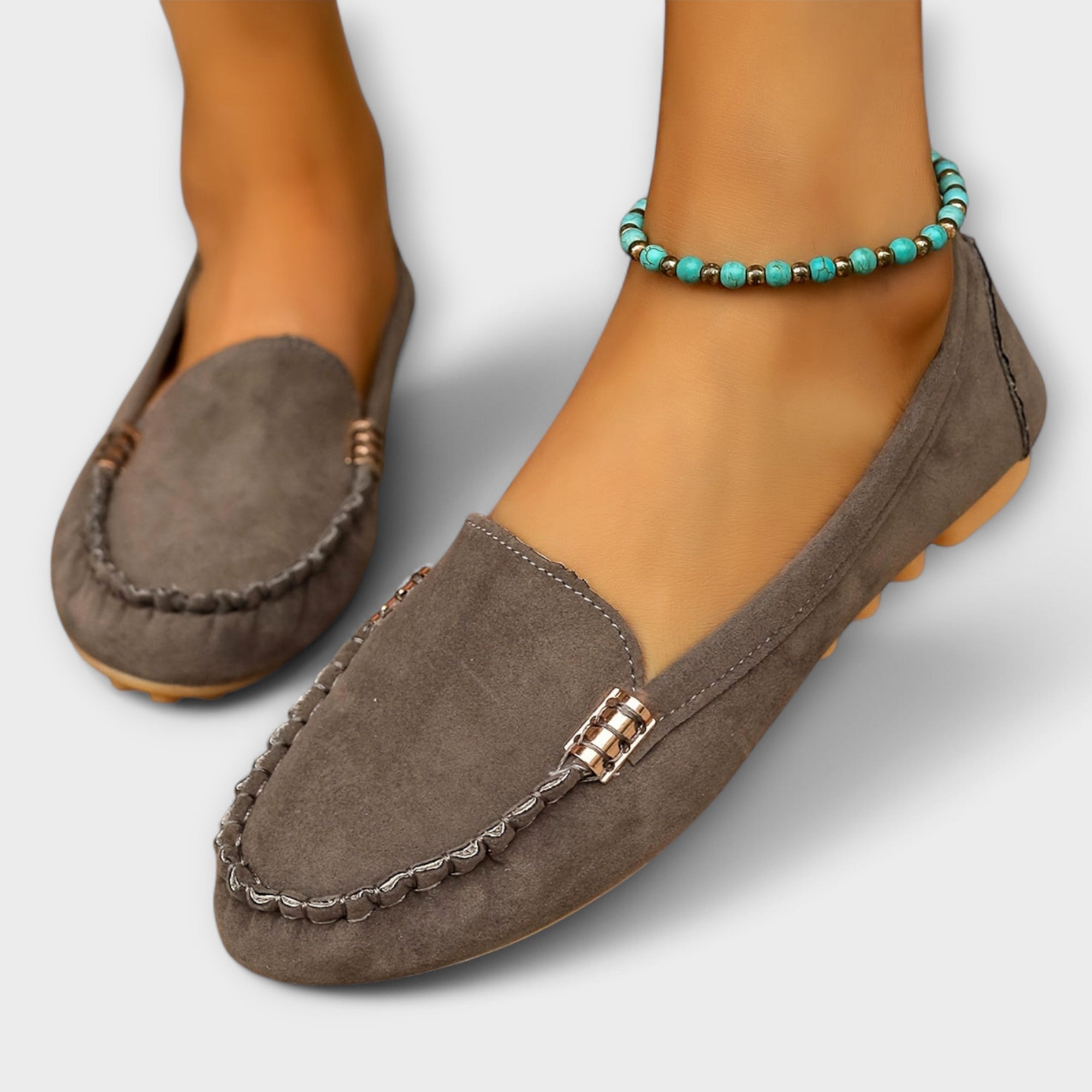 Mocassins femme élégants légers avec détail métallique