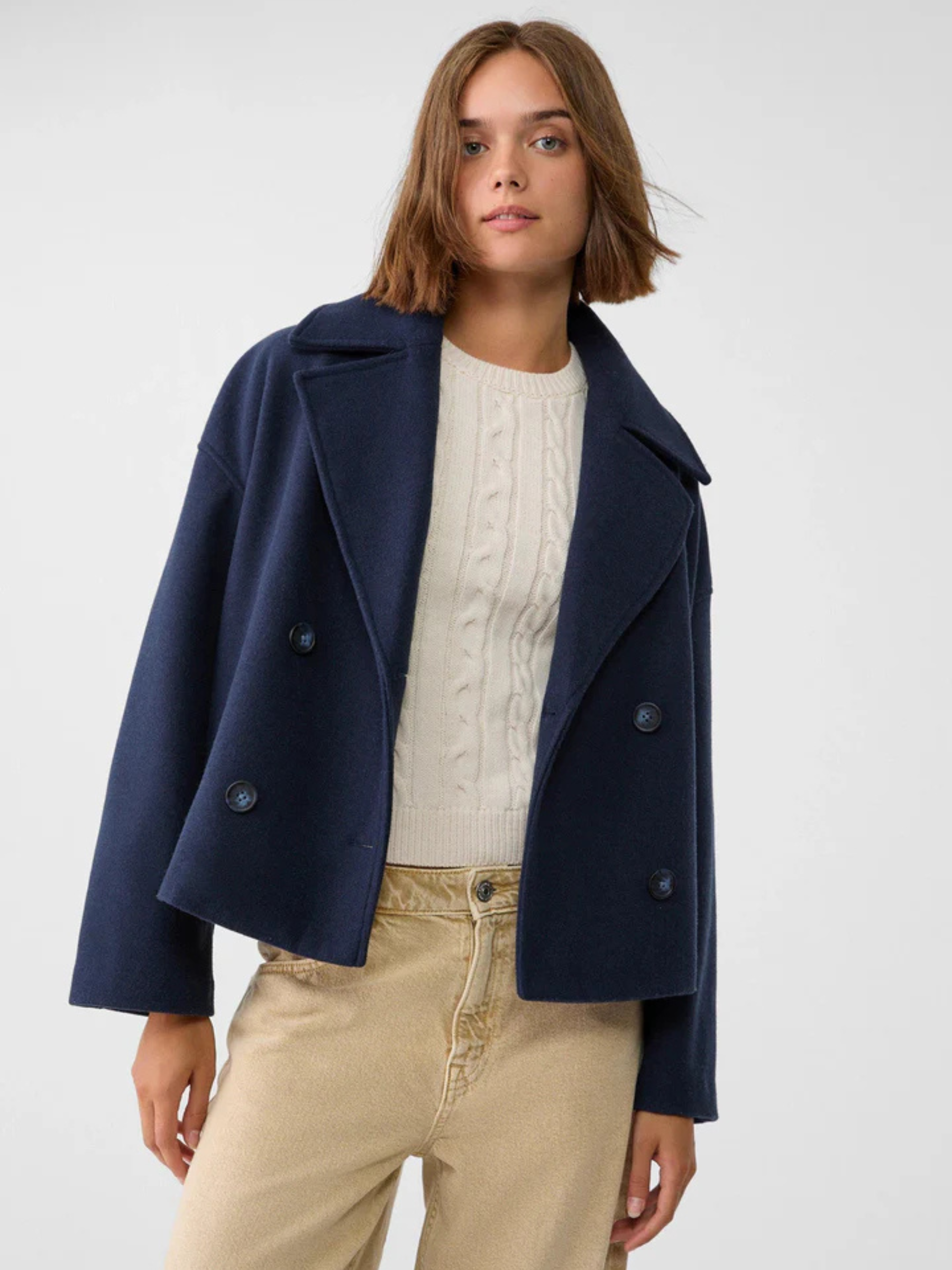 Veste Femme Courte Croisée en Laine