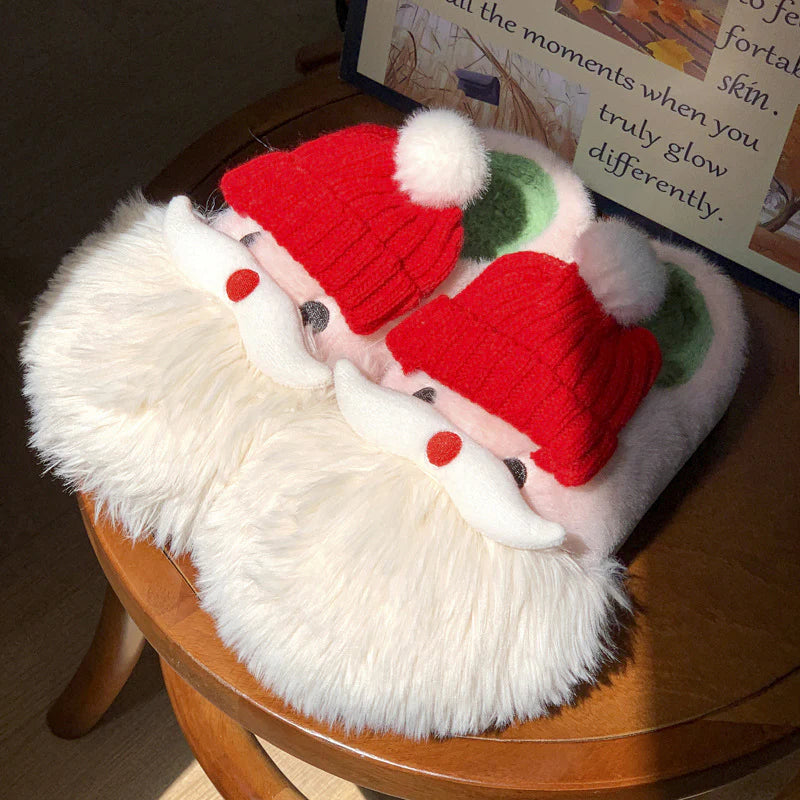 Chaussons Luffy Père Noël avec barbe et chapeau en peluche