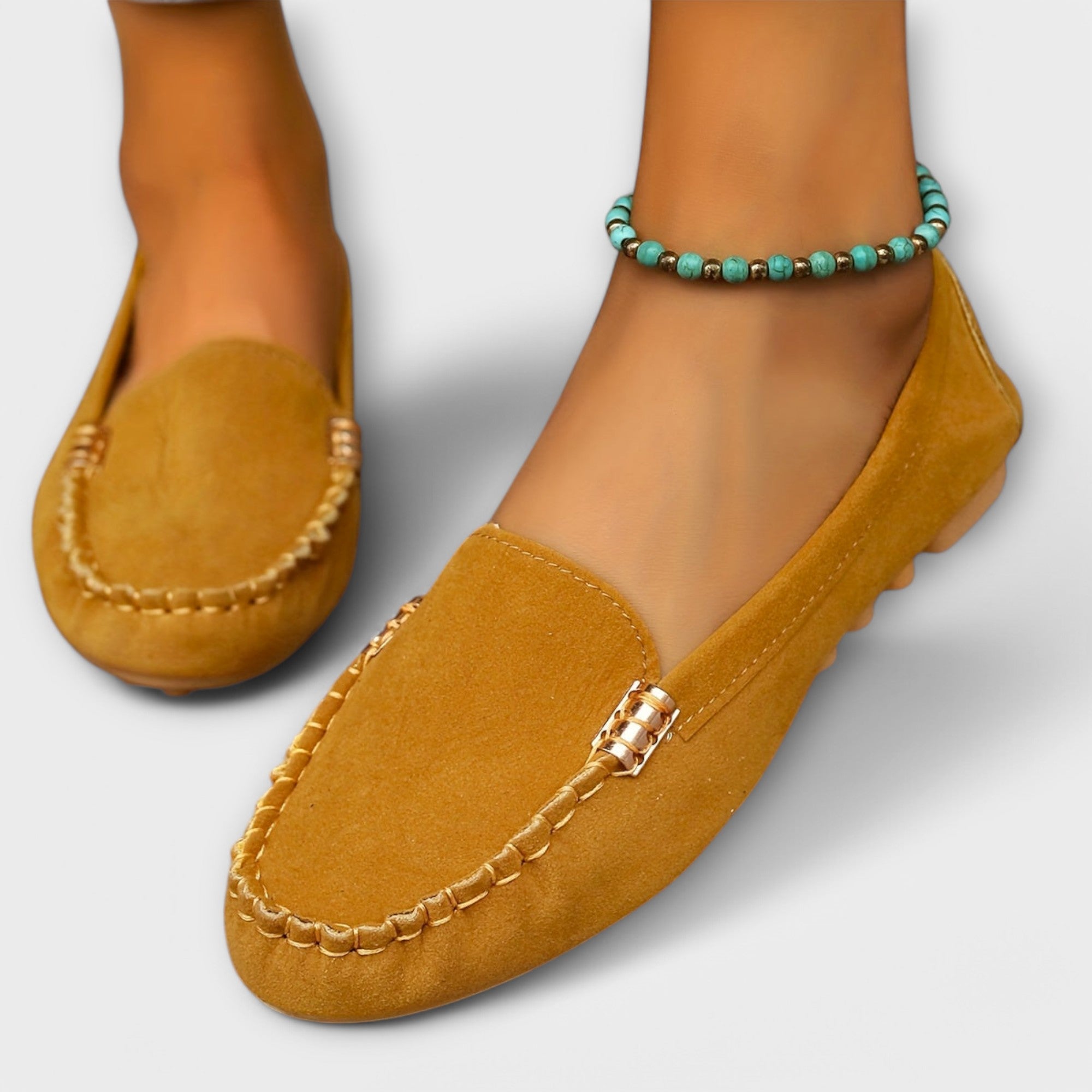 Mocassins femme élégants légers avec détail métallique