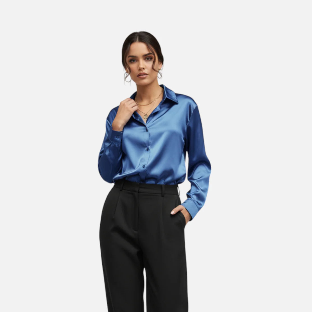 Blouse satinée pour femme – Style élégant