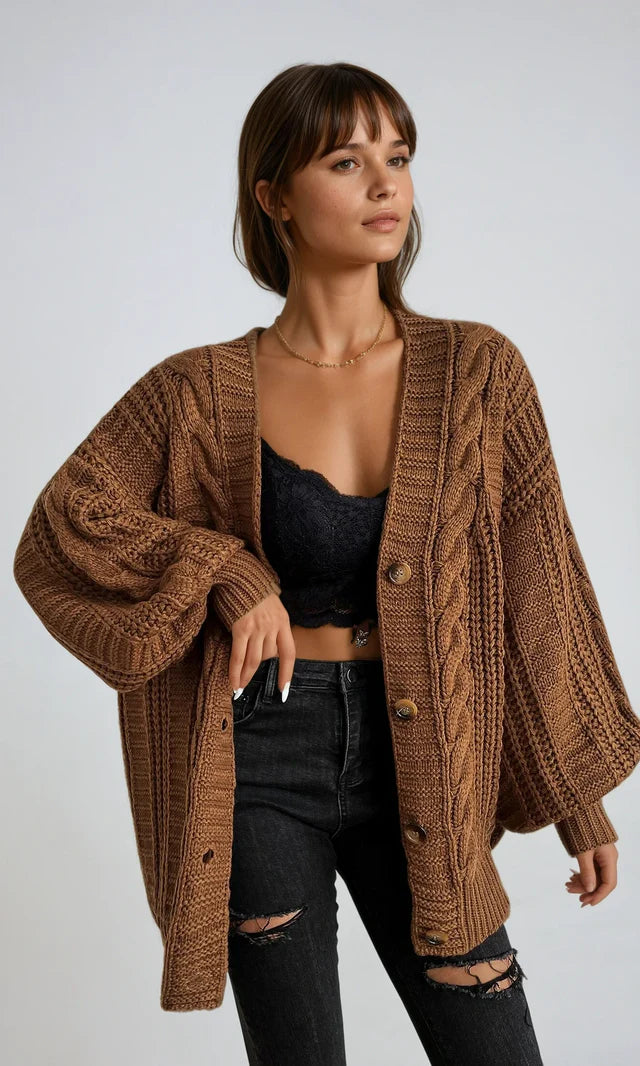 Cardigan en maille épaisse à torsades classiques