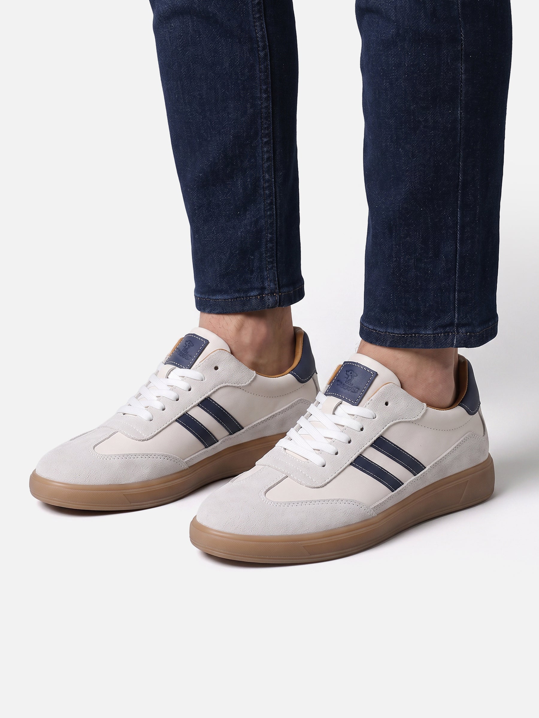 Baskets Homme en Cuir Rayées à Lacets
