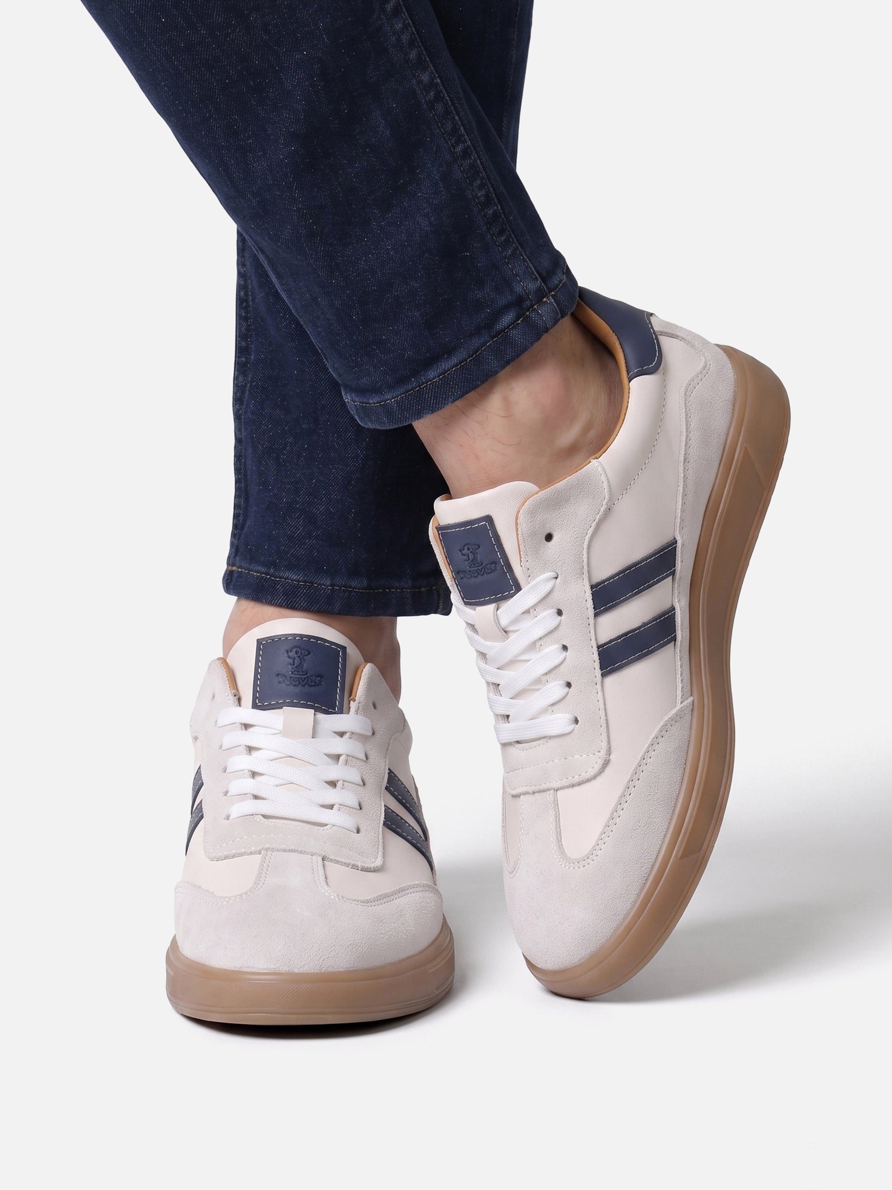 Baskets Homme en Cuir Rayées à Lacets