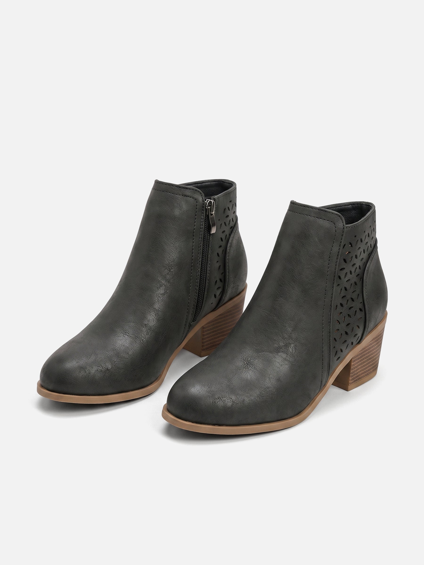 Bottines Femme Orthopédiques en Cuir Ajourées à Talon Carré