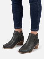 Bottines Femme Orthopédiques en Cuir Ajourées à Talon Carré