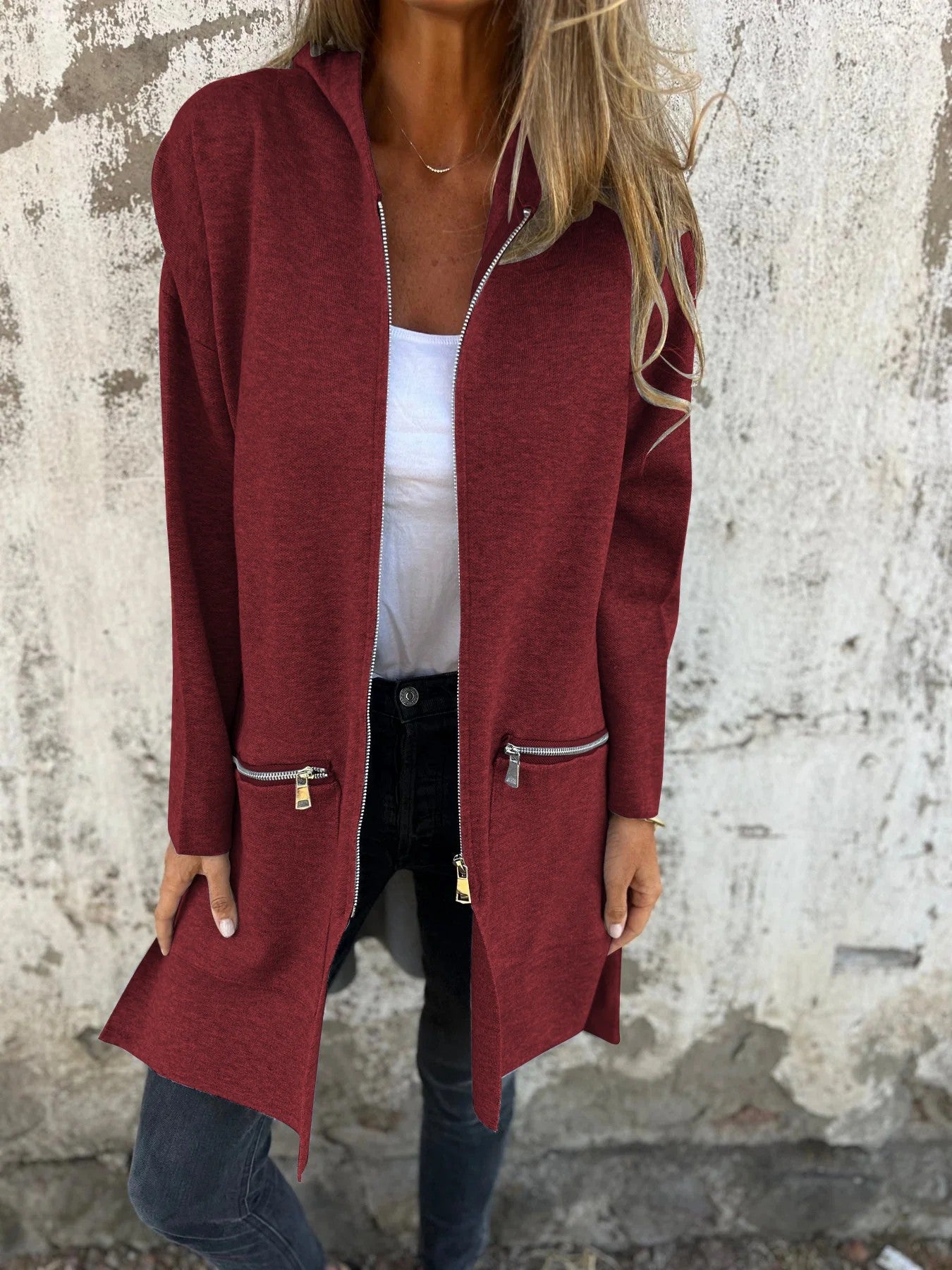 Veste longue à capuche et fermeture éclair chic pour femme