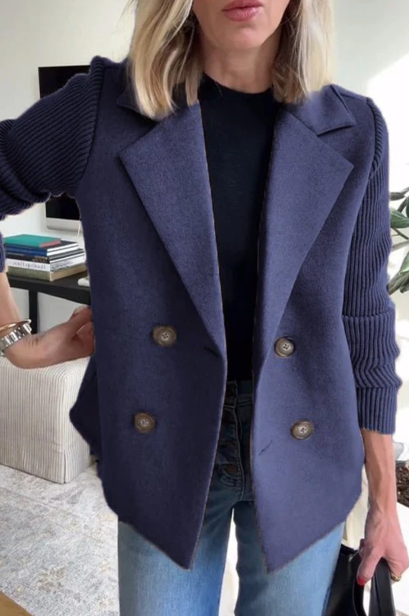 Élégante veste à manches en tricot pour femme