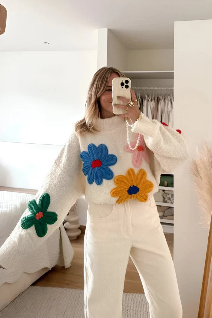 Pull douillet en tricot à patchs de fleurs colorées pour femmes