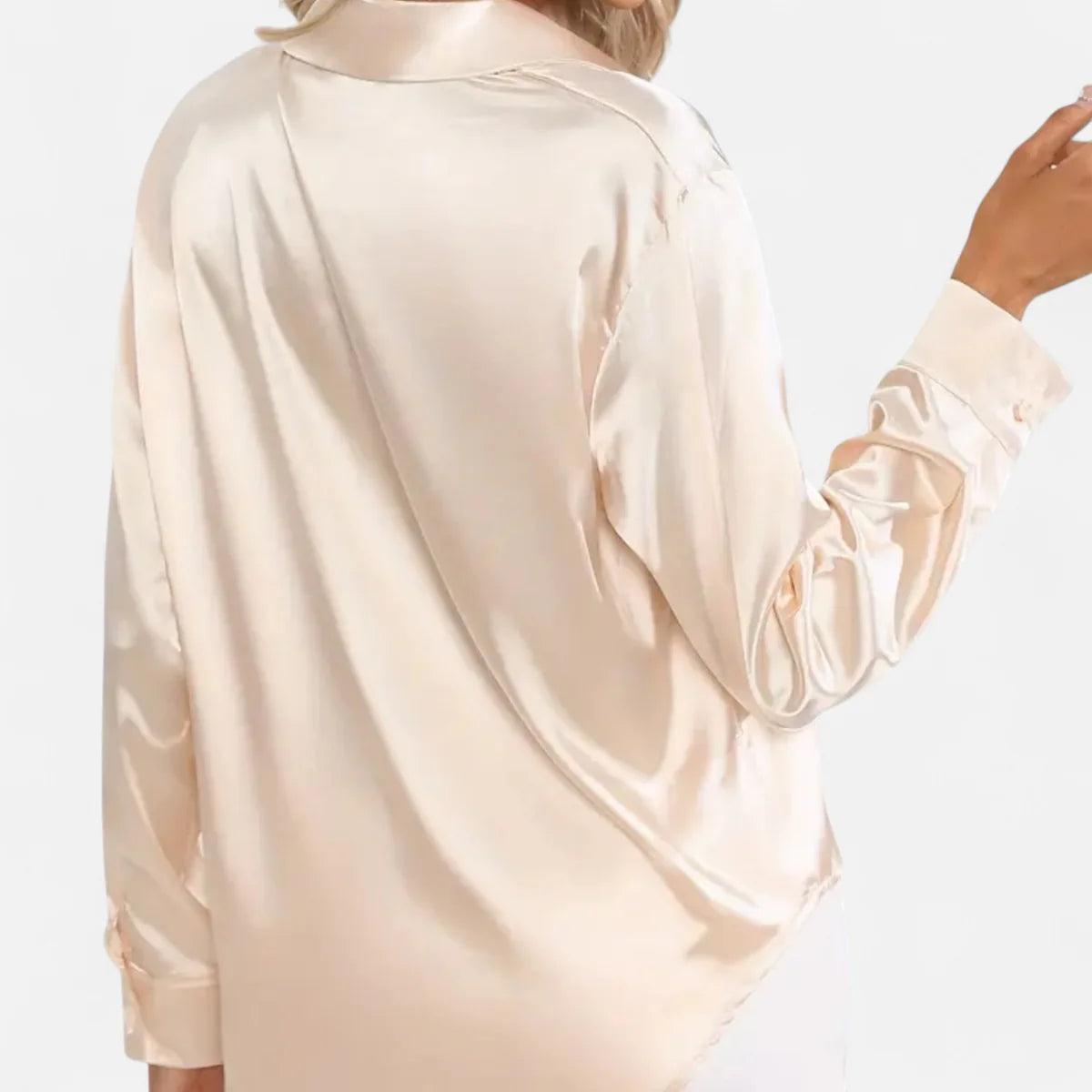 Blouse satinée pour femme – Style élégant