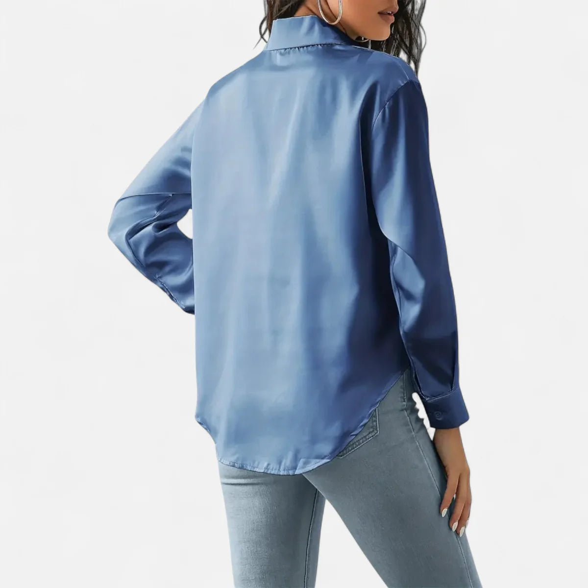 Blouse satinée pour femme – Style élégant
