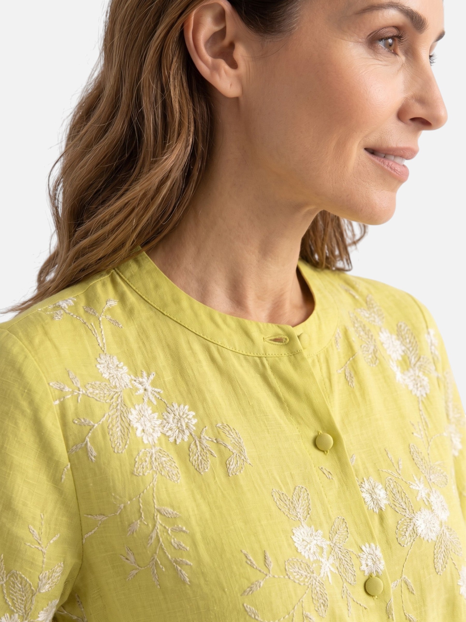 Blouse Femme Brodée à Manches 3/4 Boutonnée