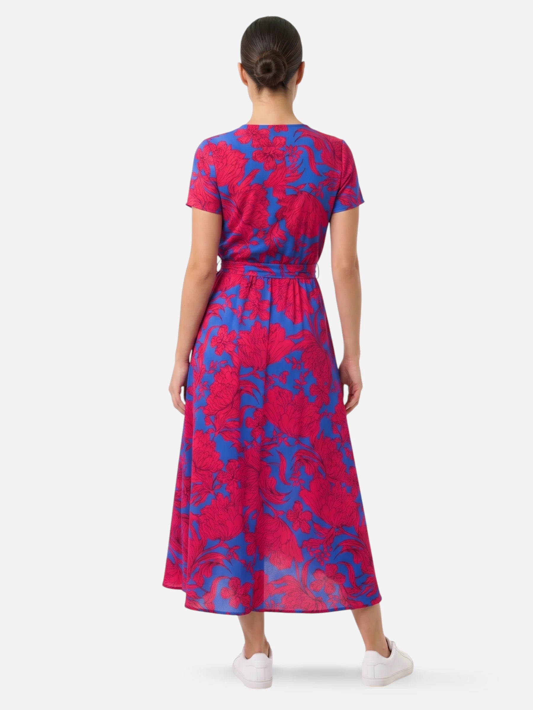 Robe longue portefeuille fleurie manches courtes et ceinture nouée