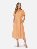 Vestido camisa midi a rayas – cuello de camisa y corte evasé