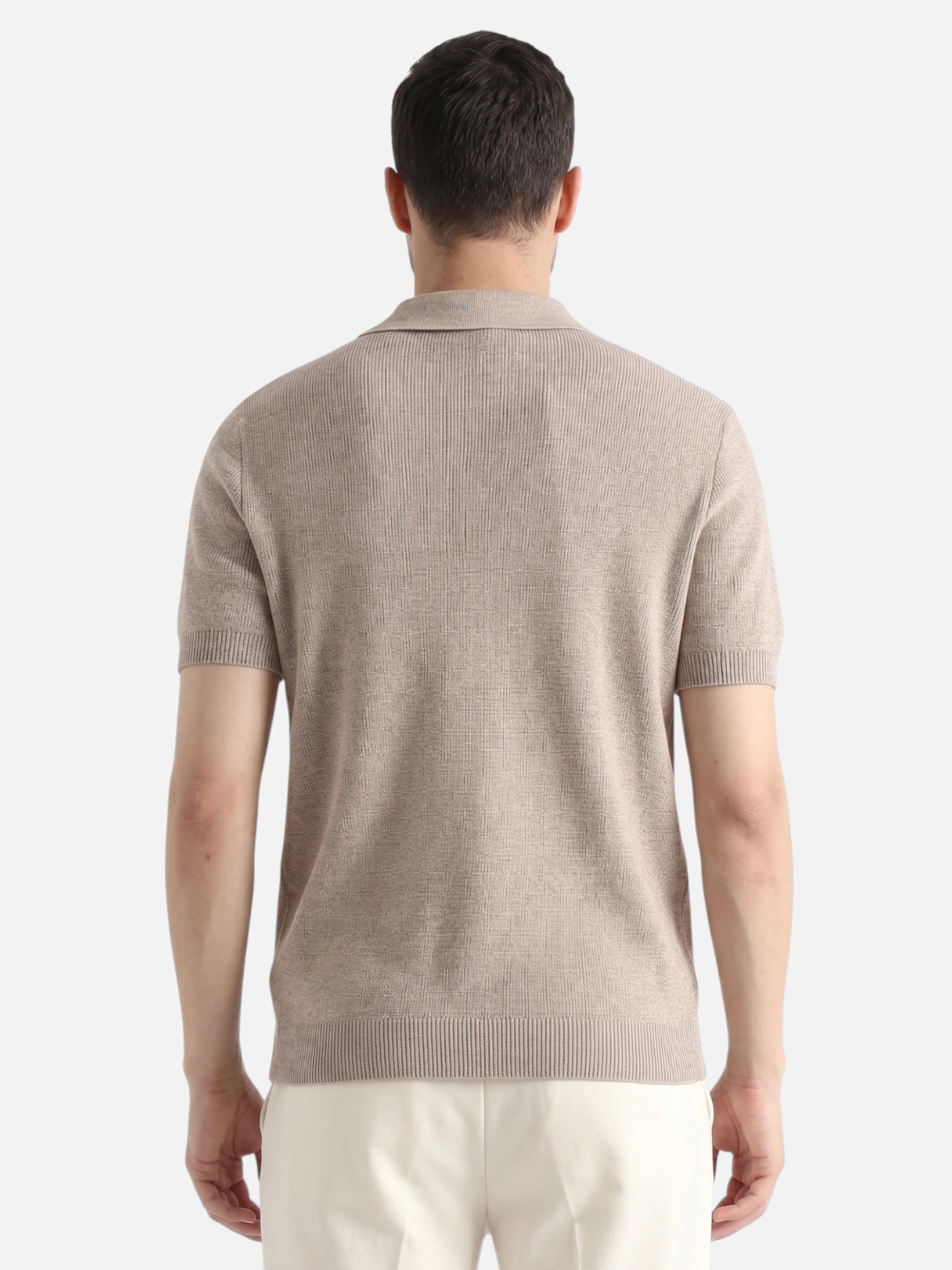 Men's fine knit polo with zip – elegant and modern style