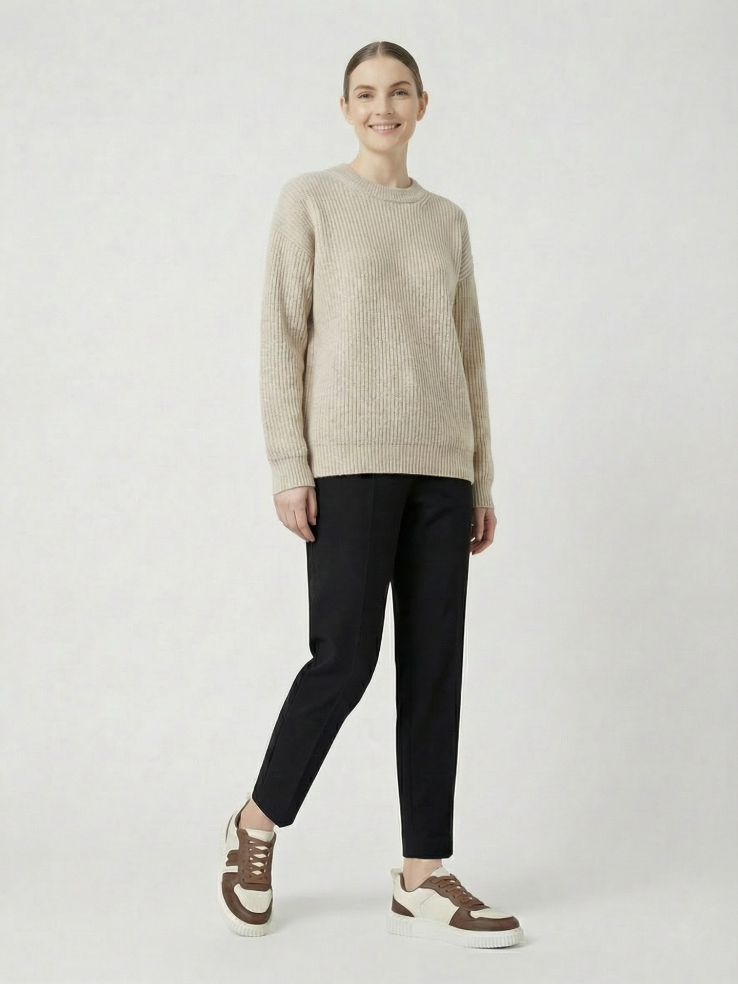 Baskets basses à lacets bout rond pour femme