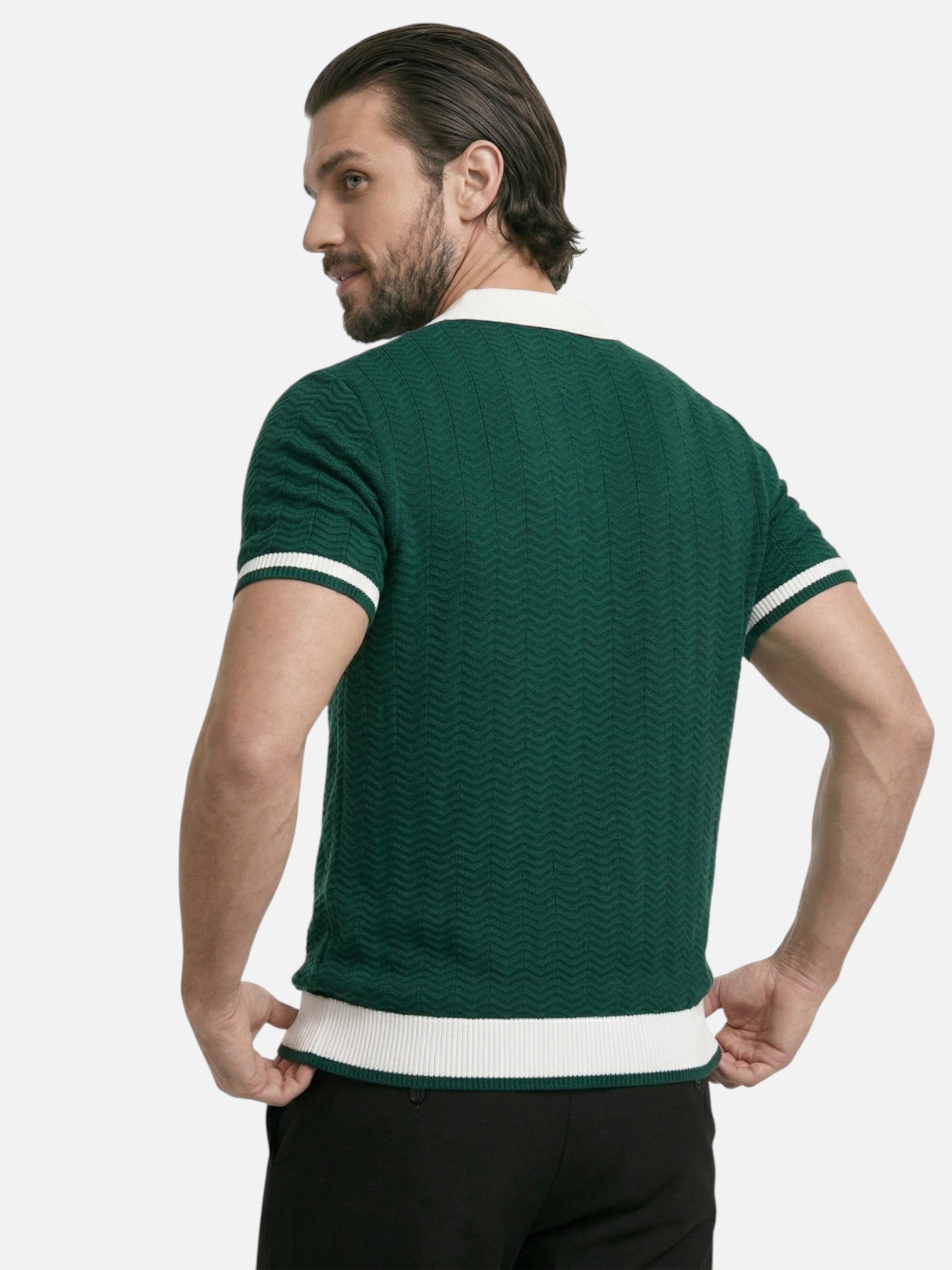 Men's polo shirt in elegant textured knit with short sleeves