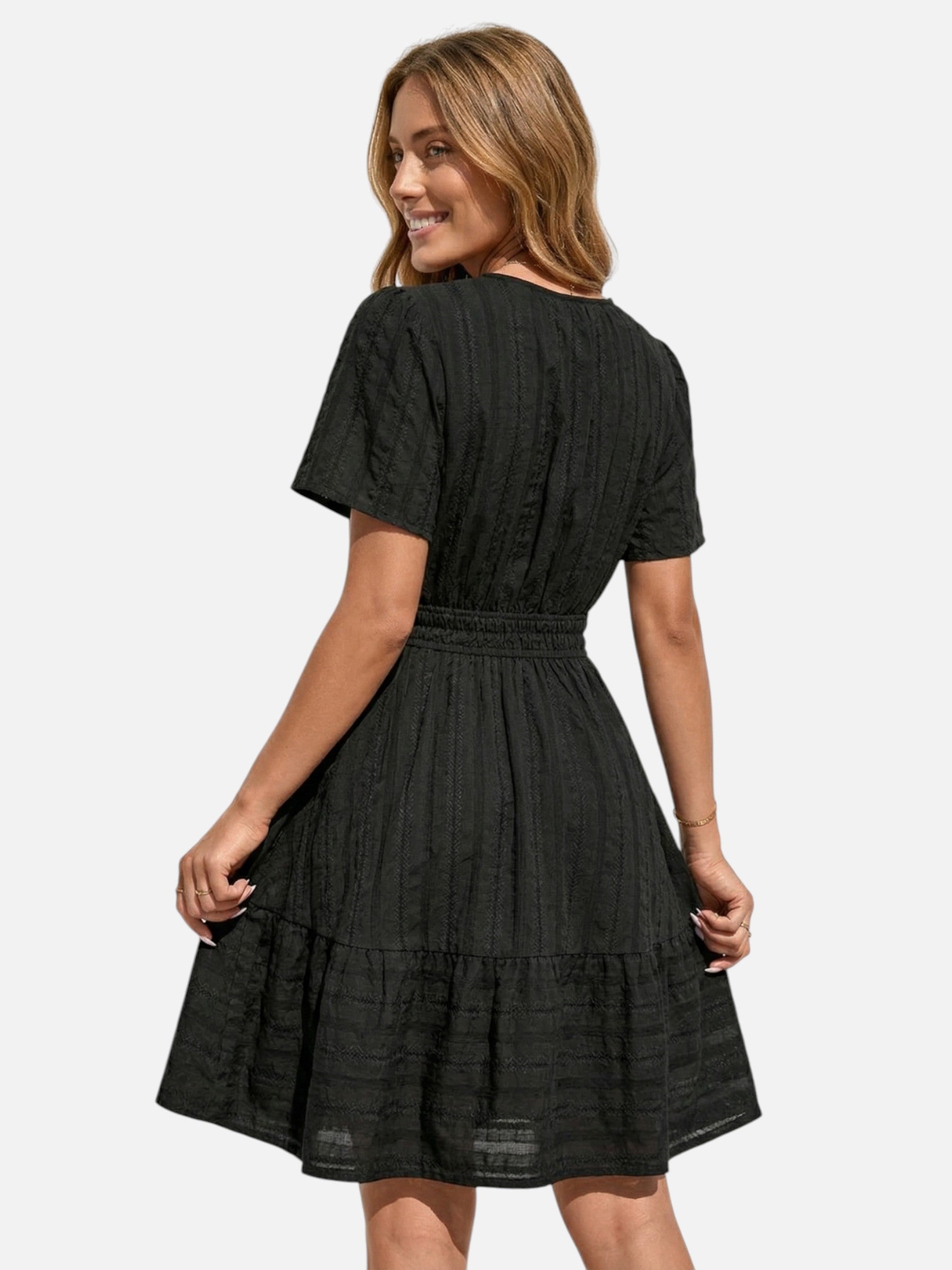 Vestido de verano texturizado de manga corta para mujer – corte fluido y ligero