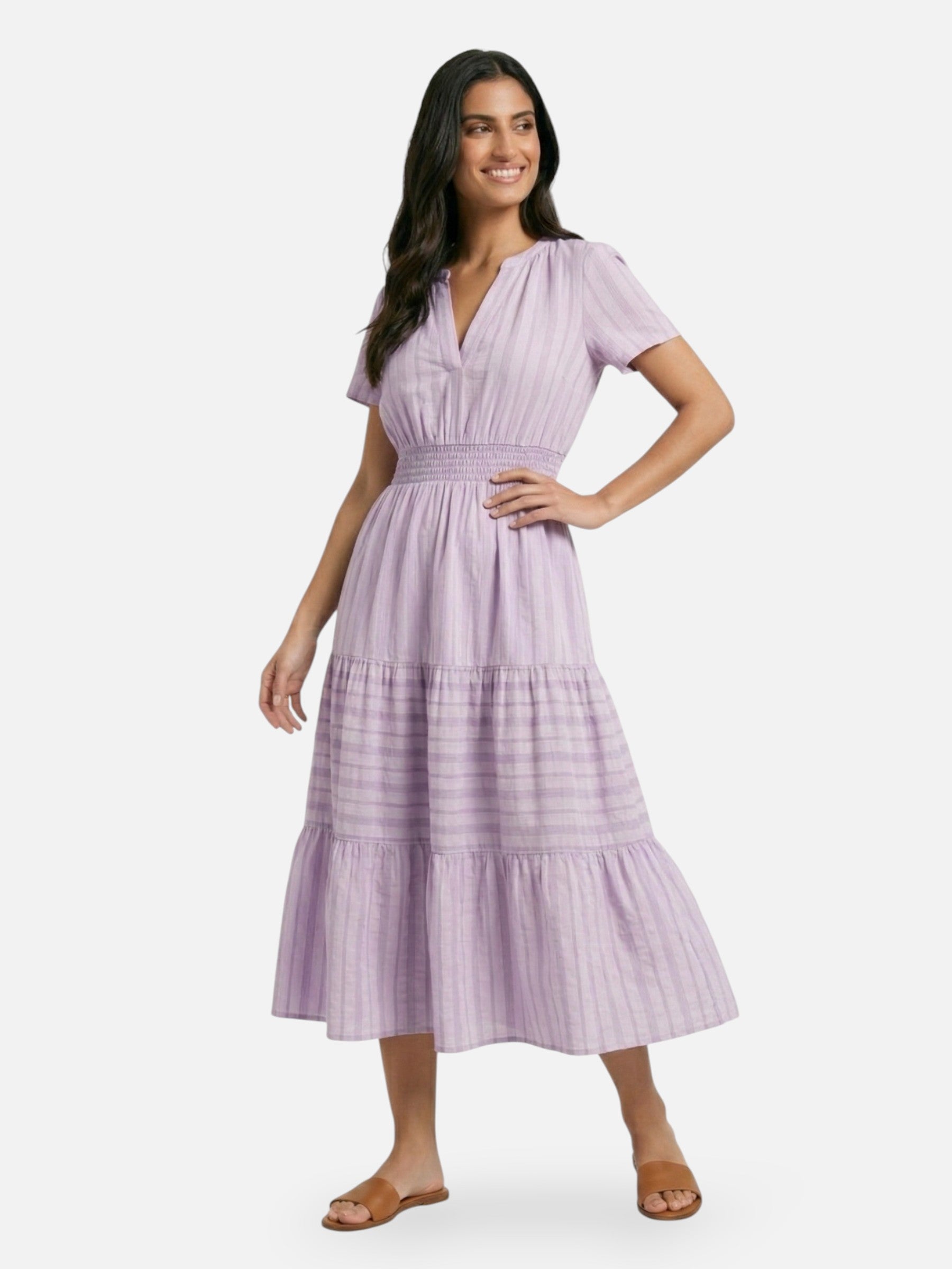 Vestido largo fluido de mujer con cintura fruncida elegante de verano