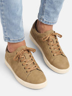 Baskets Homme en Daim à Lacets