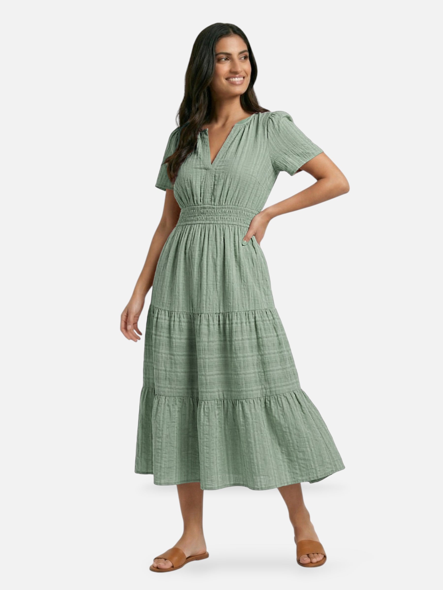 Vestido largo fluido de mujer con cintura fruncida elegante de verano