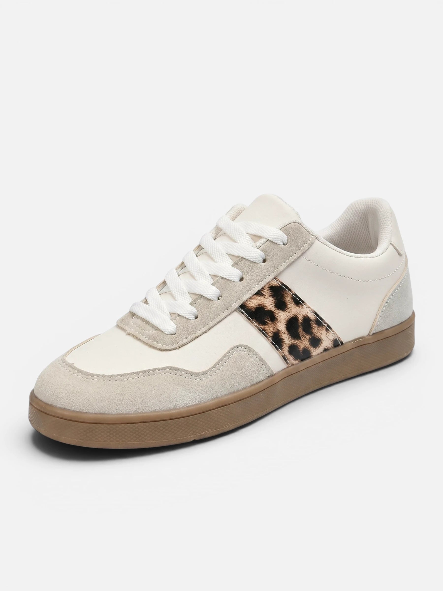 Women's retro-style sneakers with leopard stripe and rubber sole
