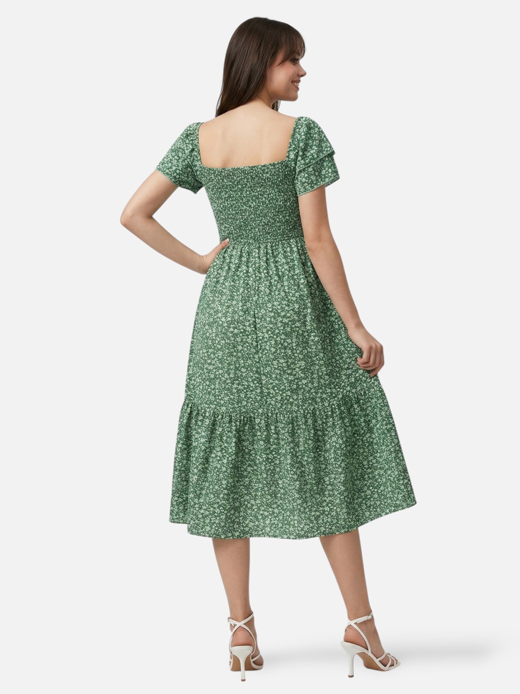 Robe midi fleurie à manches volantées et taille smockée pour femme